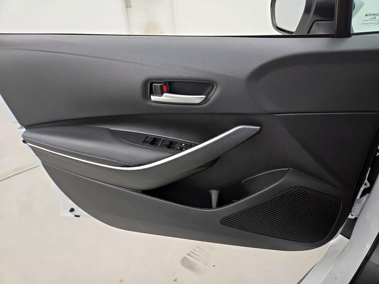 2022 Toyota Corolla SE - Photo 13
