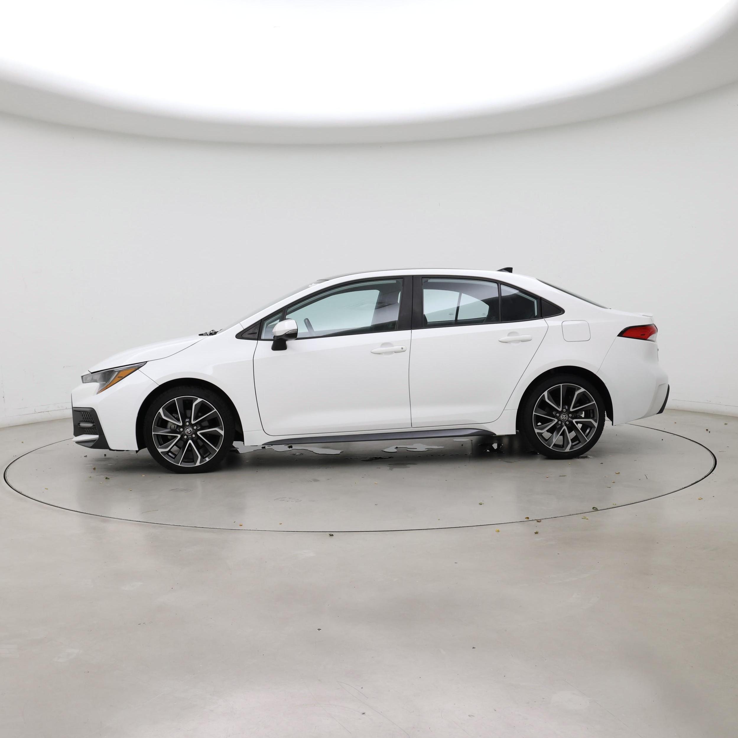 Thumbnail: 2022 Toyota Corolla - 3