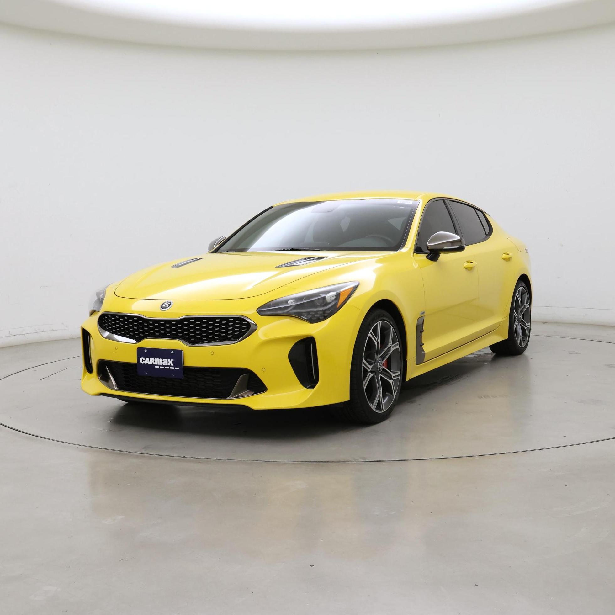 Thumbnail: 2018 Kia Stinger - 4