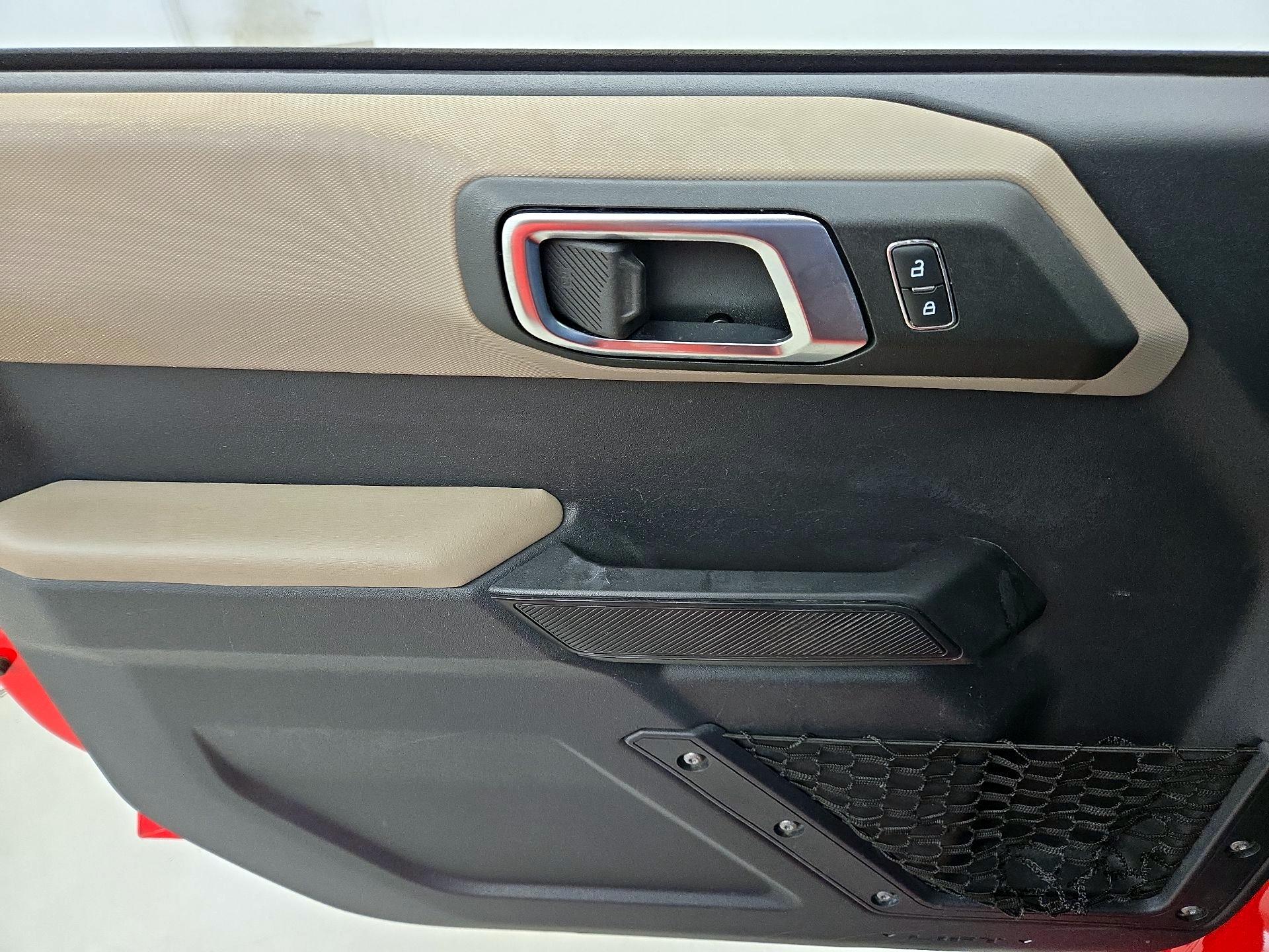 Thumbnail: 2021 Ford Bronco - 12