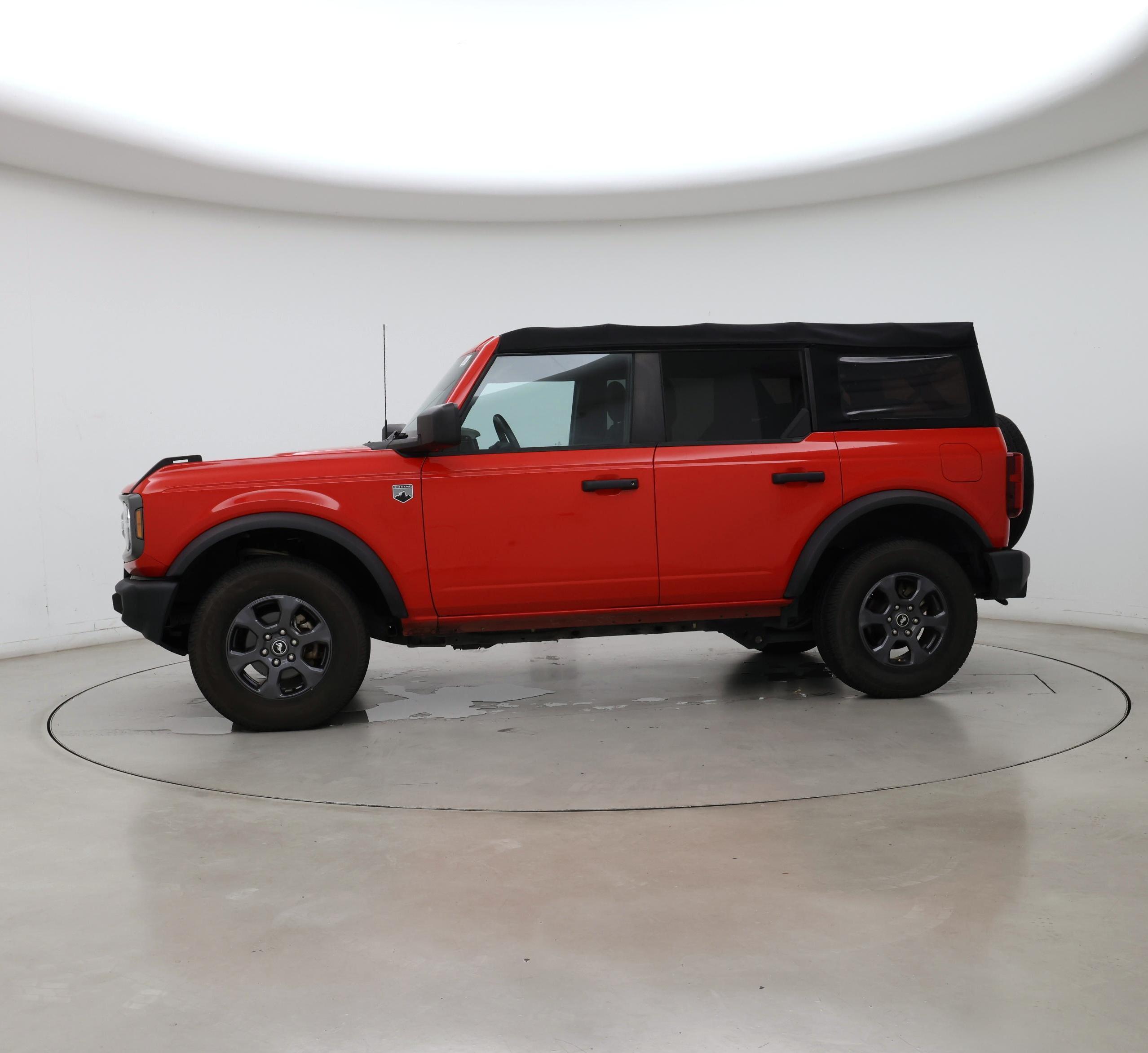 Thumbnail: 2021 Ford Bronco - 3
