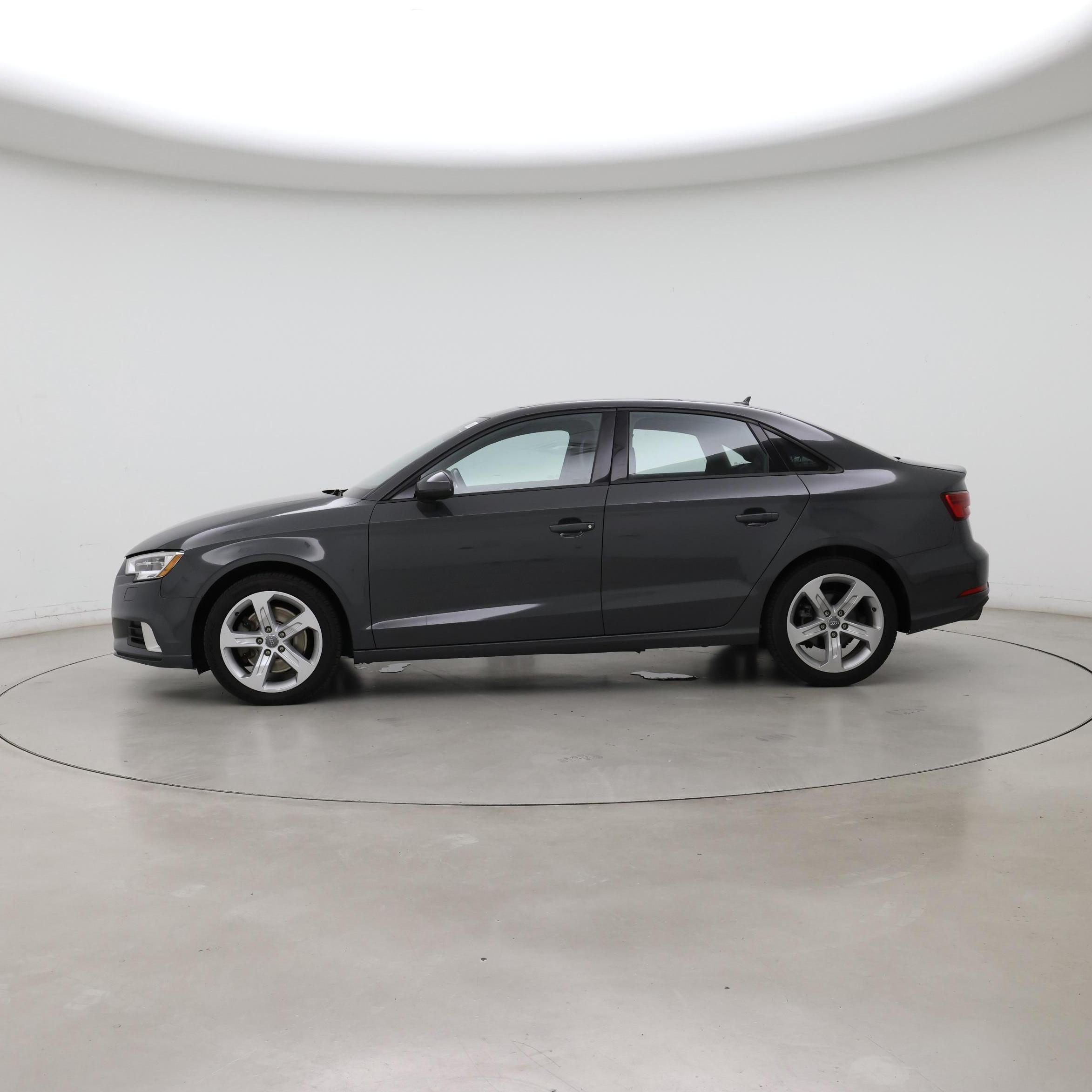 Thumbnail: 2018 Audi A3 - 3
