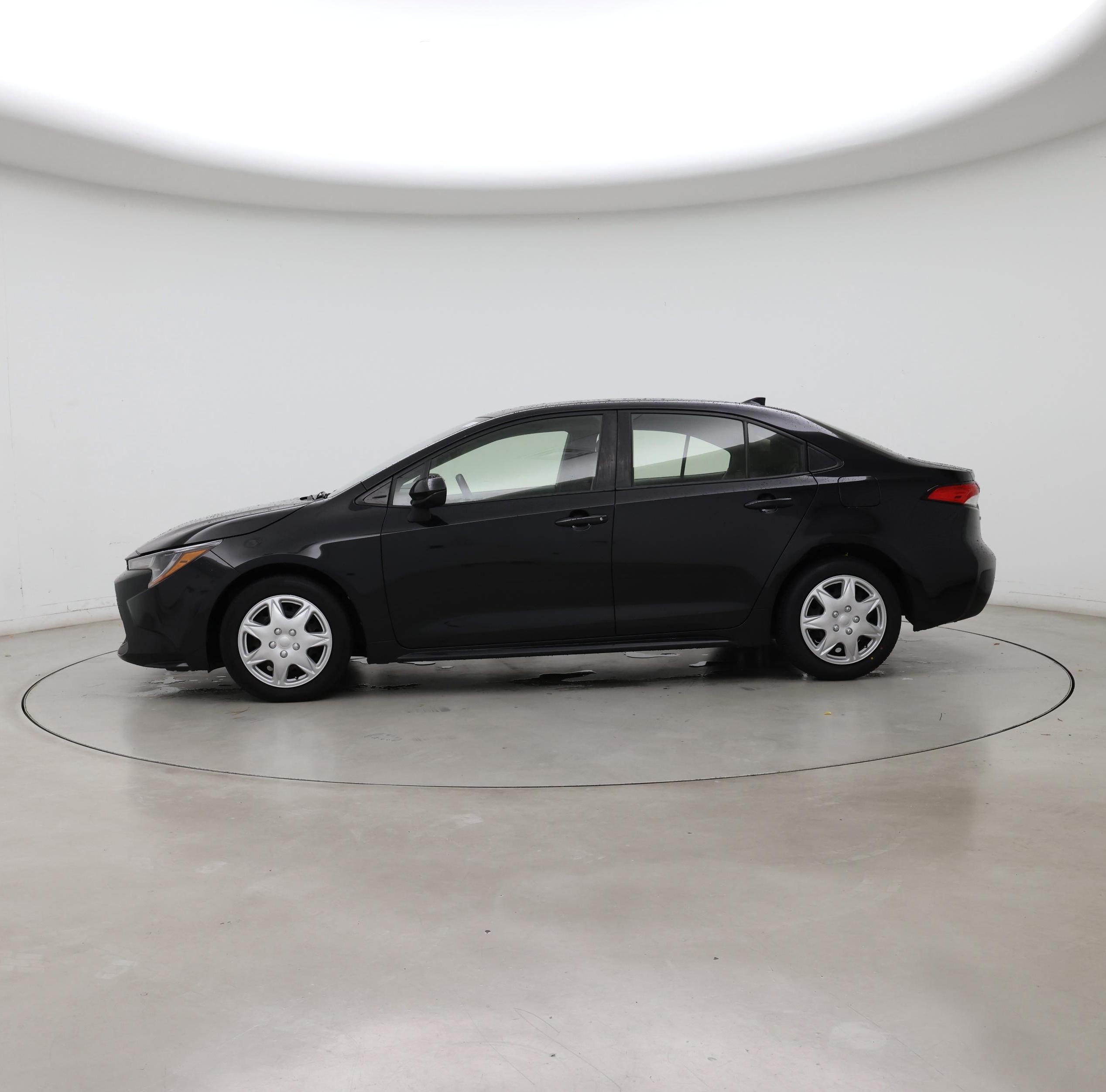 Thumbnail: 2022 Toyota Corolla - 3