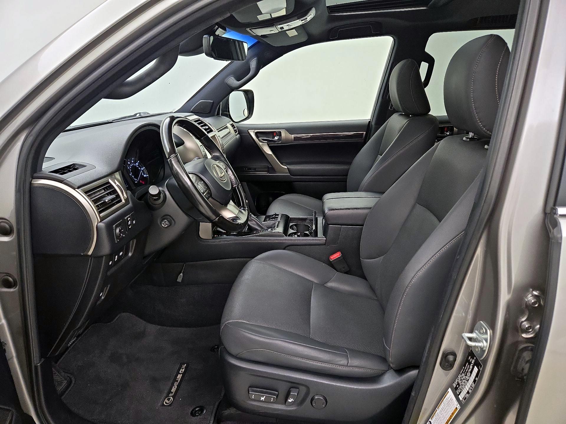 Thumbnail: 2020 Lexus GX - 11