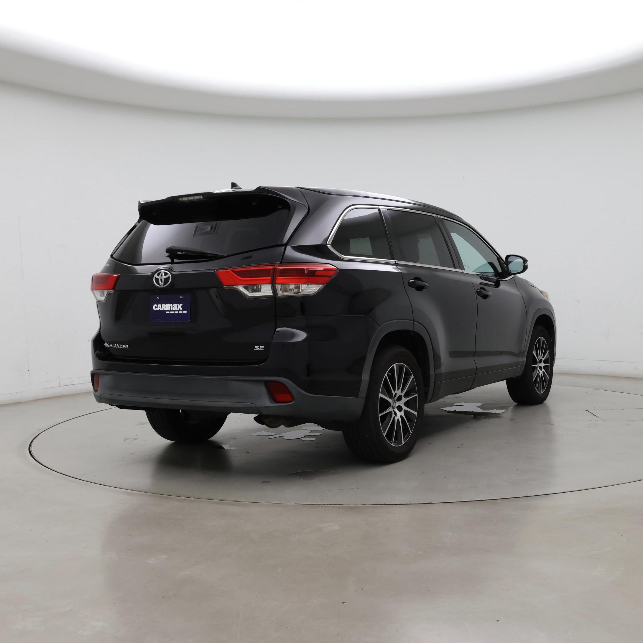 Thumbnail: 2017 Toyota Highlander - 8