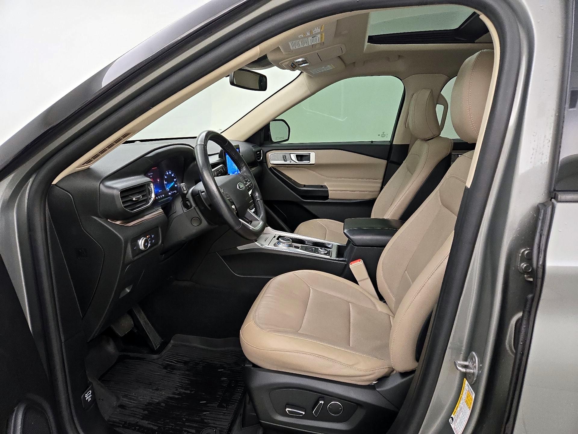 Thumbnail: 2020 Ford Explorer - 11