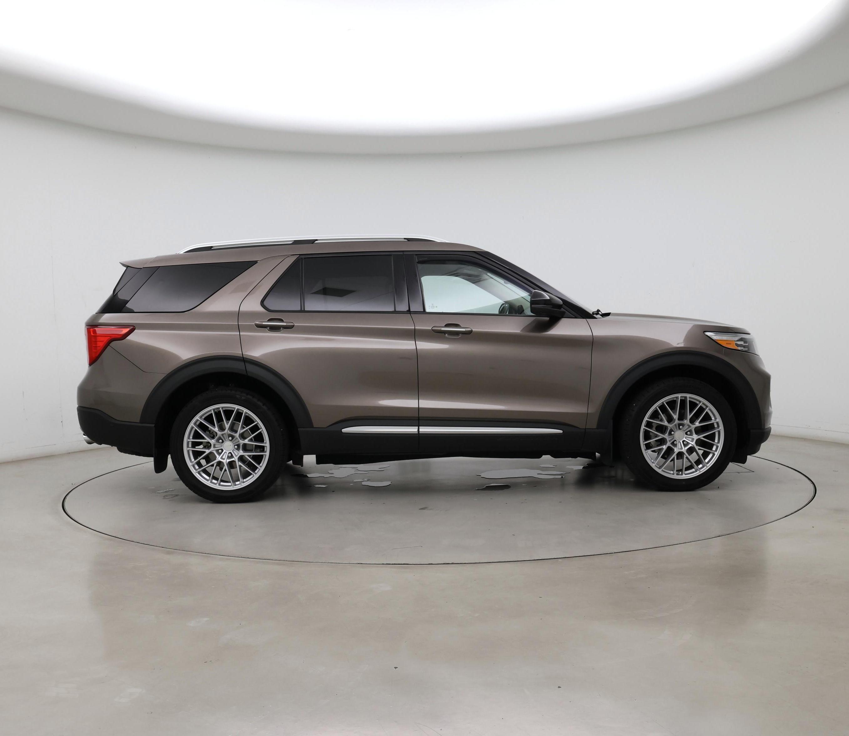 Thumbnail: 2021 Ford Explorer - 7