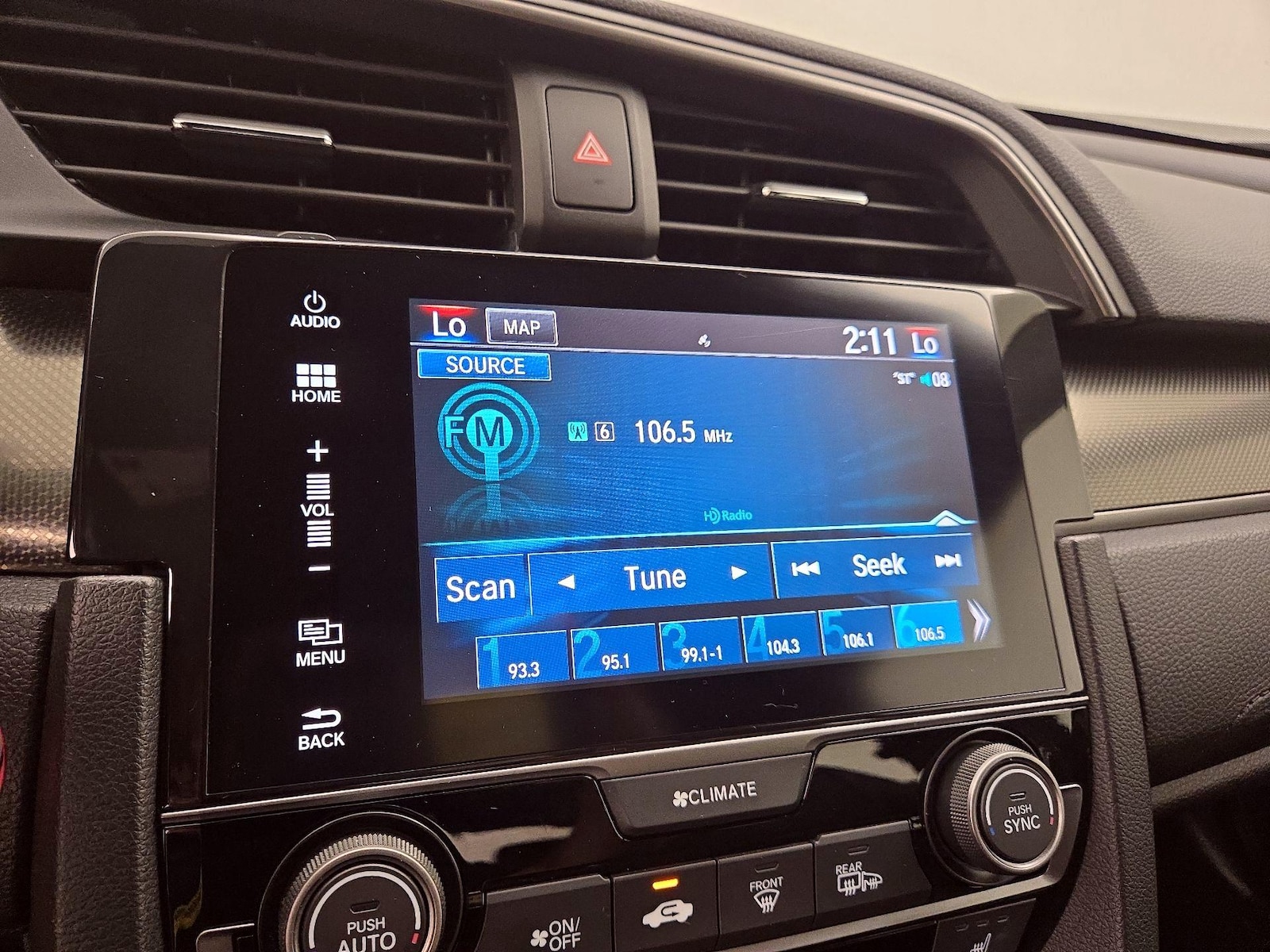 2018 Honda Civic Hatchback EX-L - Photo 16