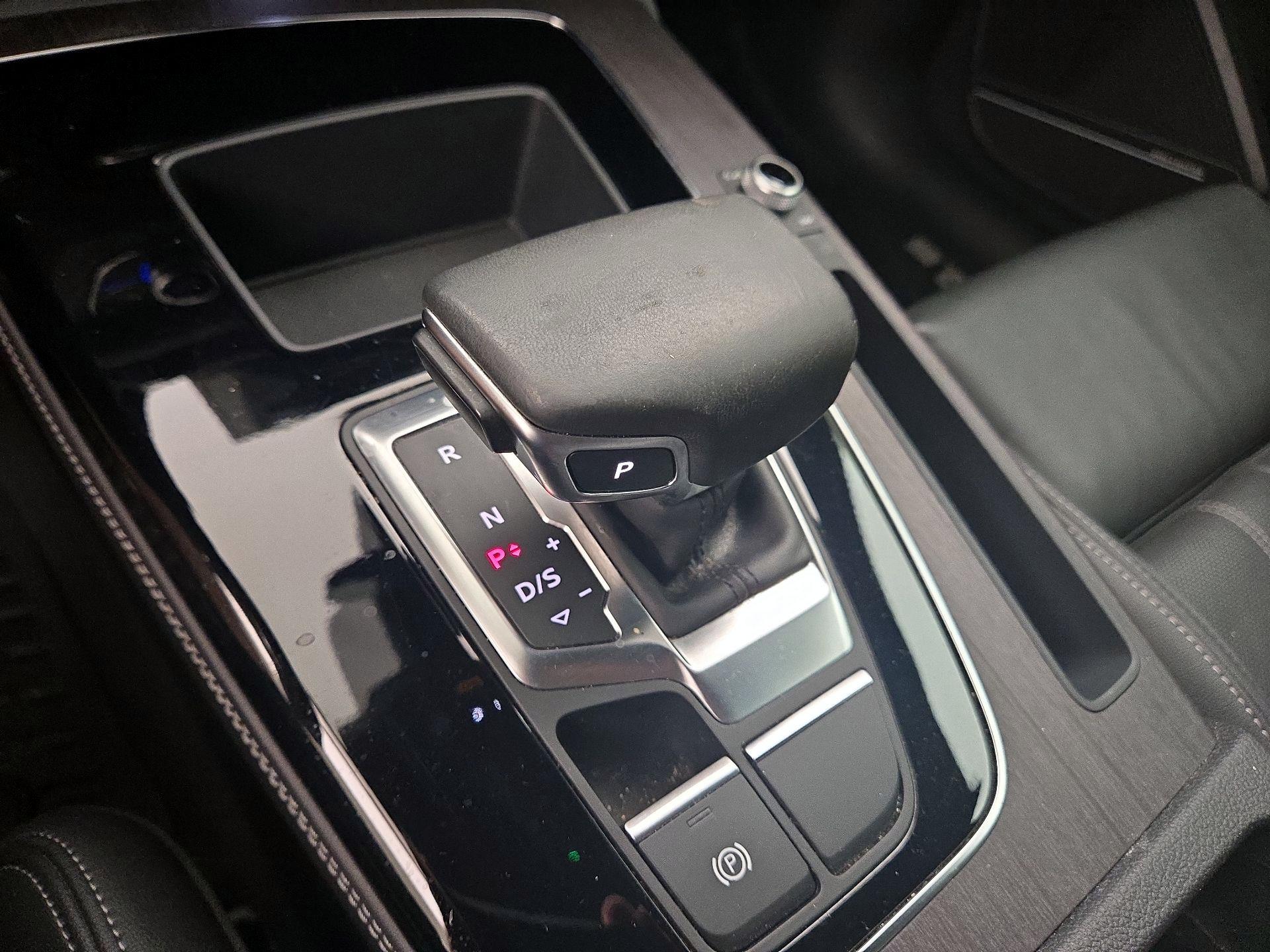 Thumbnail: 2021 Audi Q5 - 17