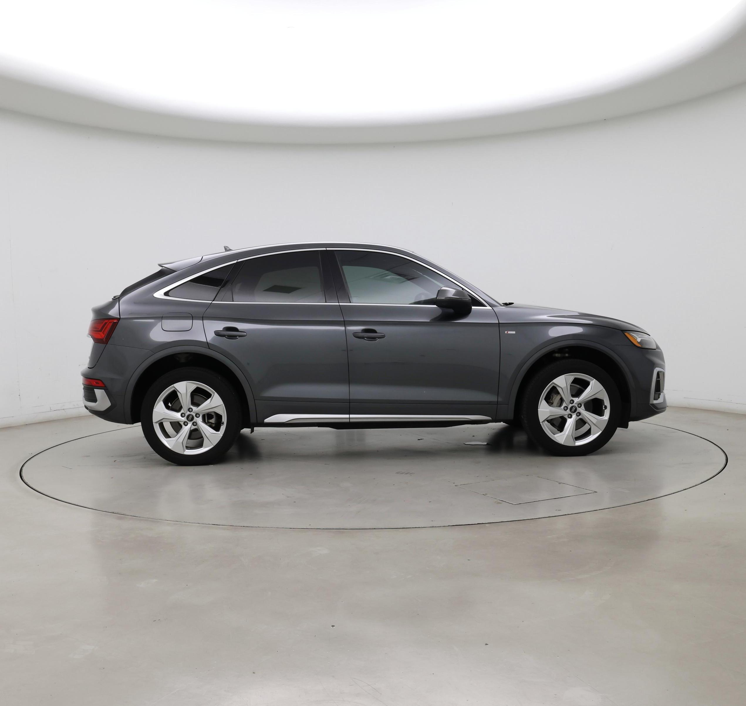 Thumbnail: 2021 Audi Q5 - 7