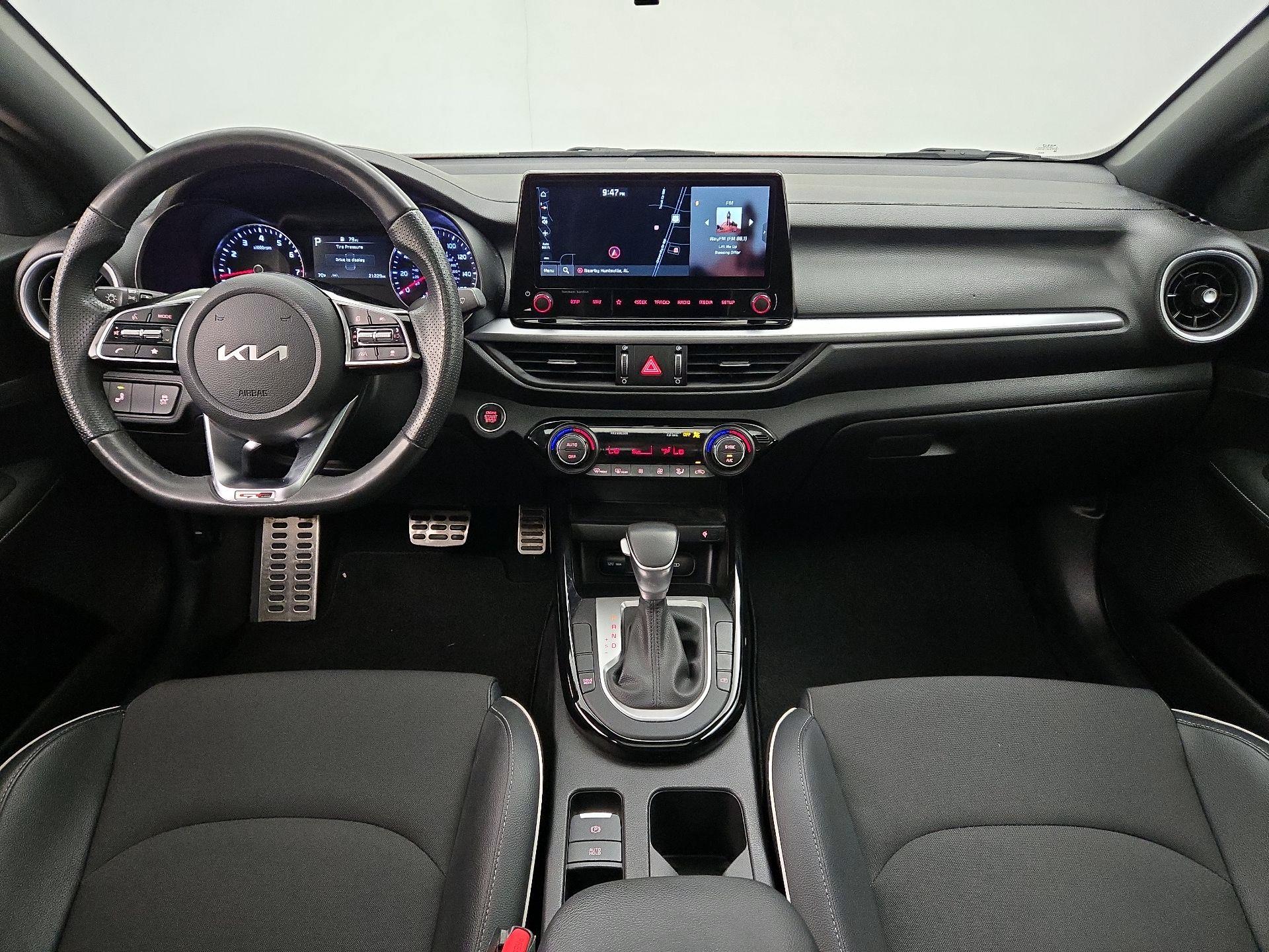 Thumbnail: 2024 Kia Forte - 9