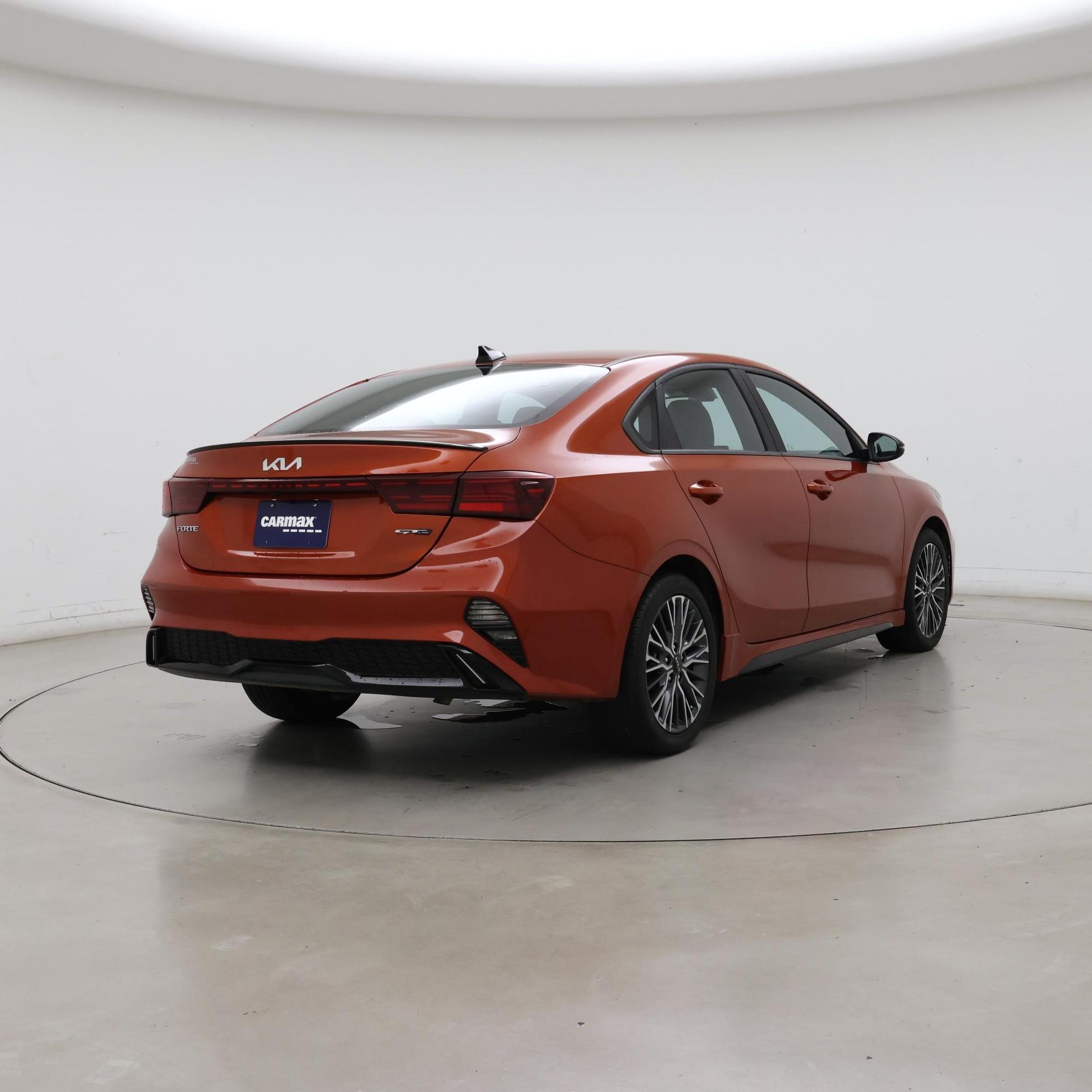Thumbnail: 2024 Kia Forte - 8