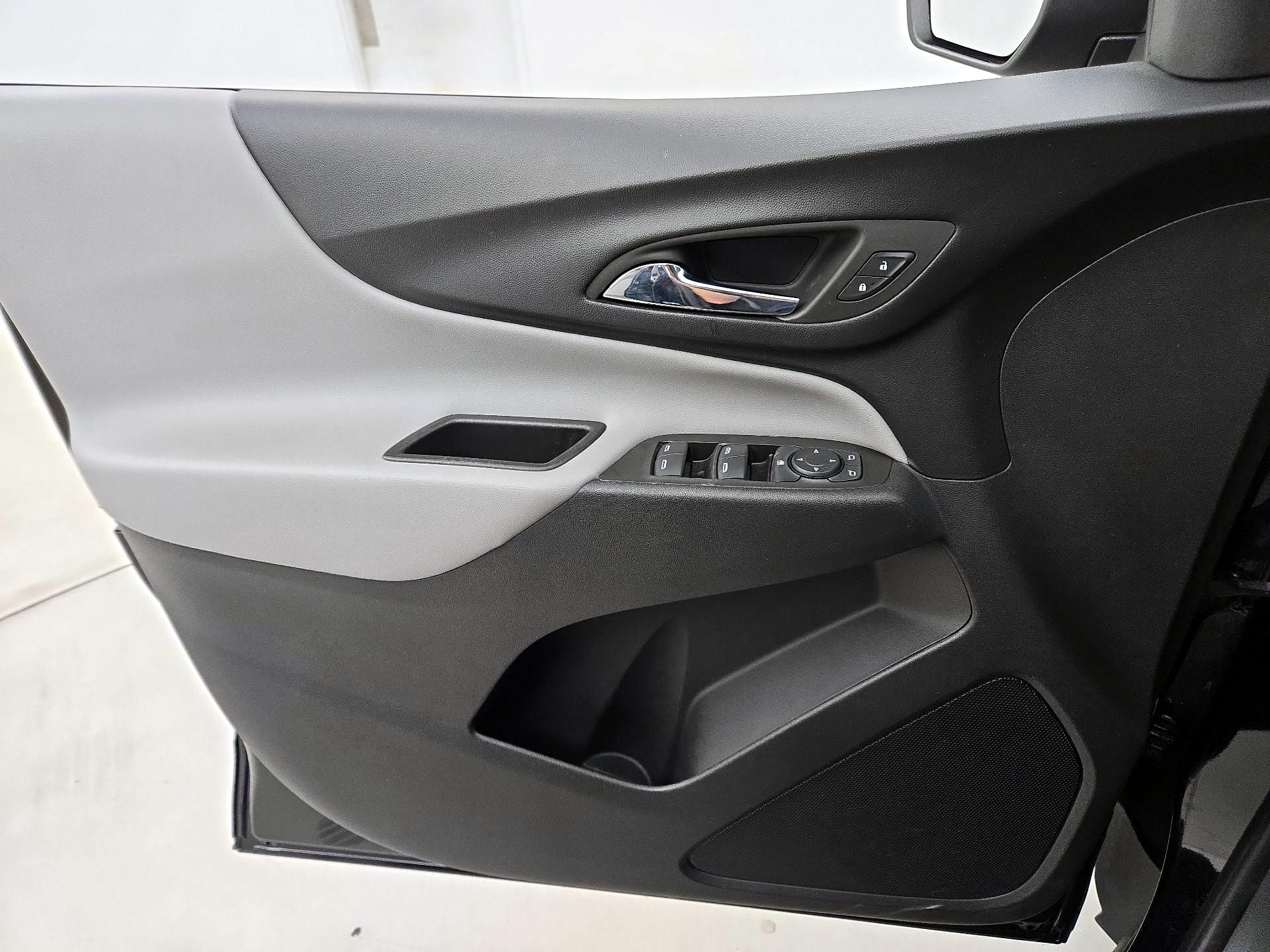 Thumbnail: 2023 Chevrolet Equinox - 12
