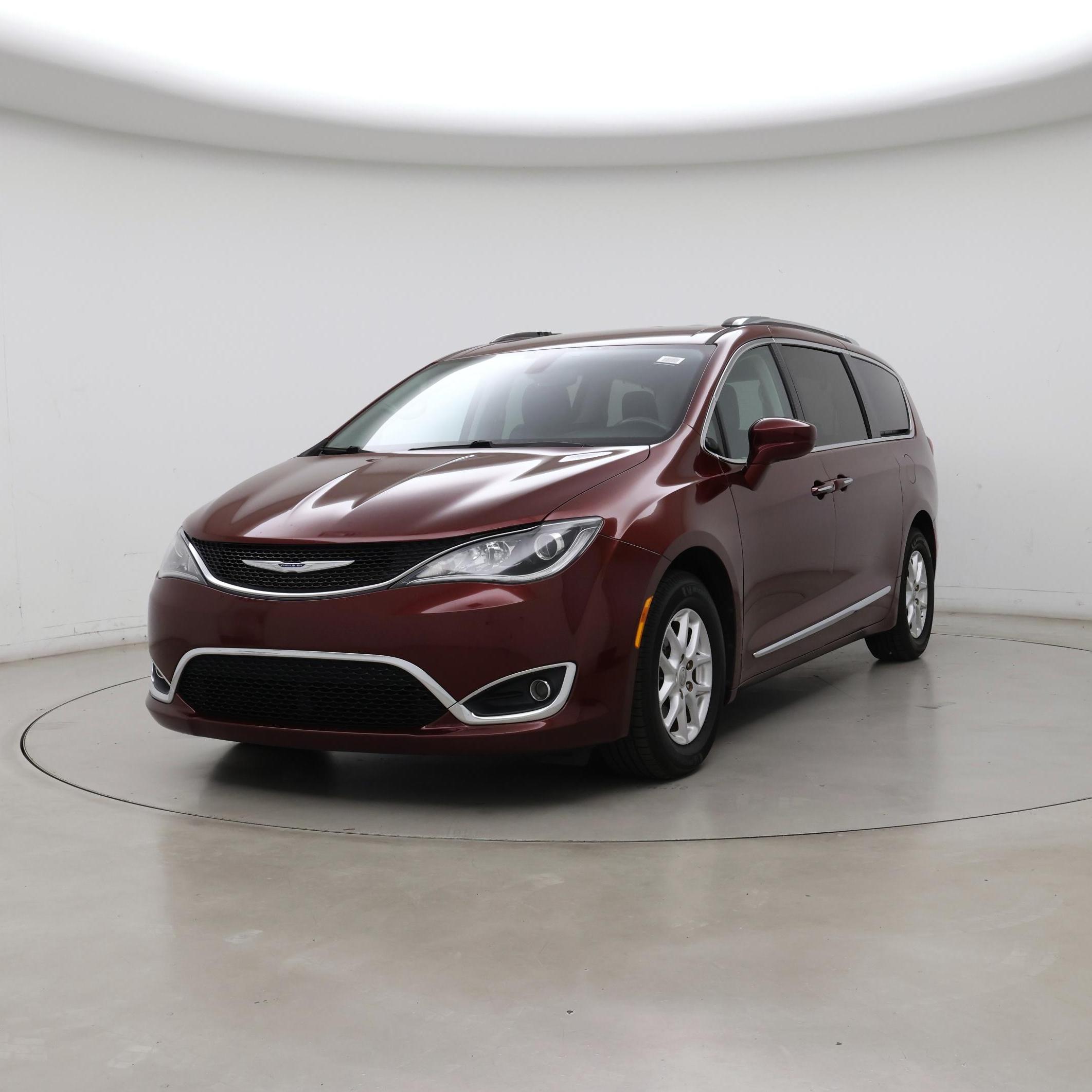 Thumbnail: 2020 Chrysler Pacifica - 4