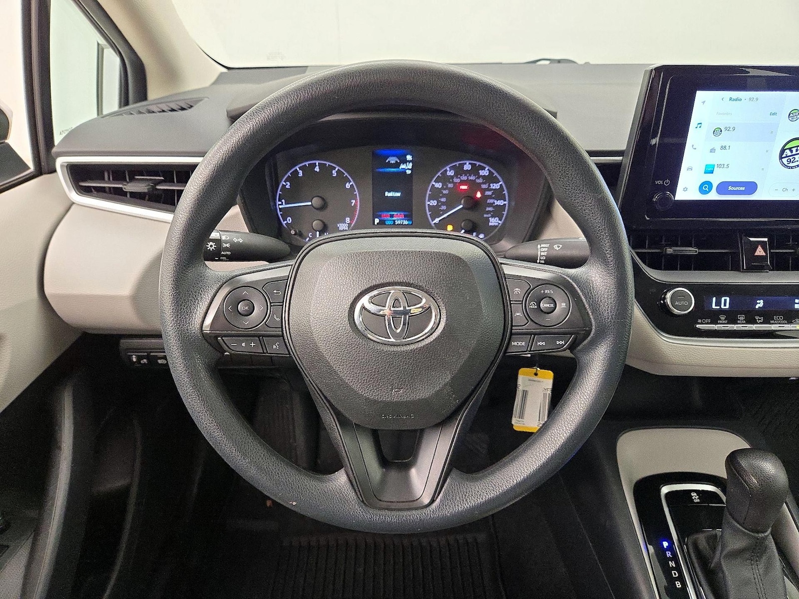 2023 Toyota Corolla LE - Photo 11