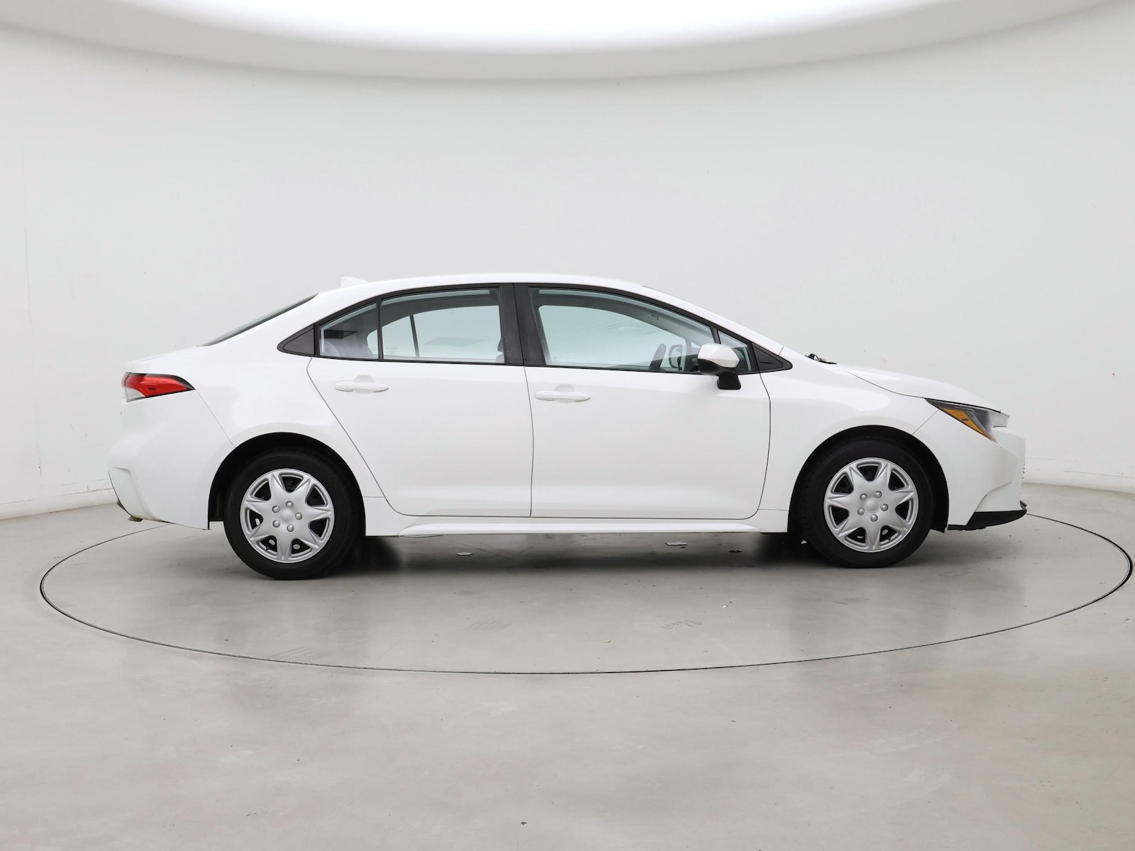 2023 Toyota Corolla LE - Photo 8