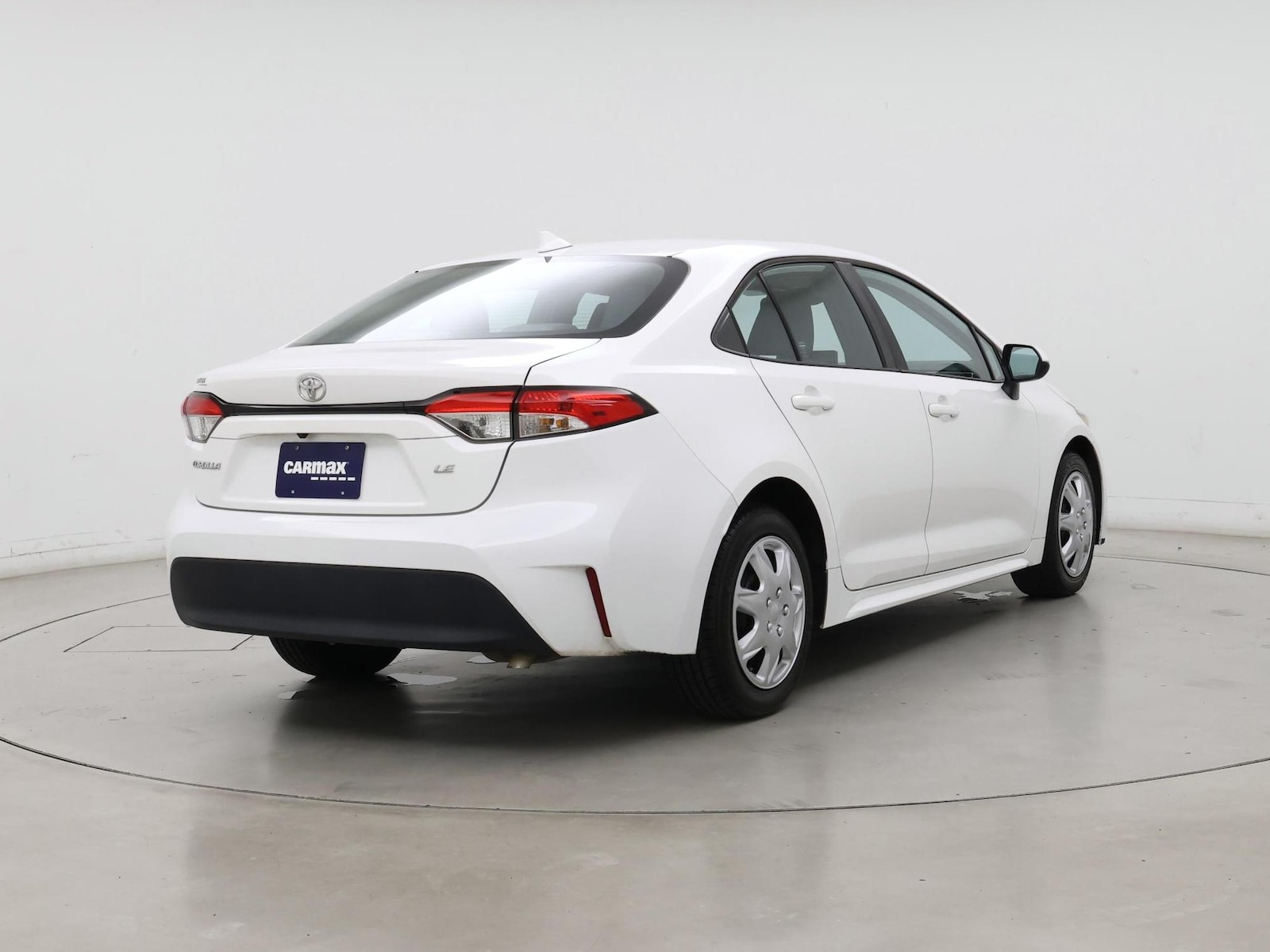 2023 Toyota Corolla LE - Photo 9