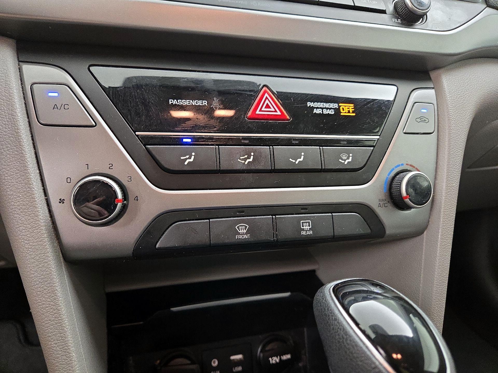 Thumbnail: 2018 Hyundai Elantra - 16