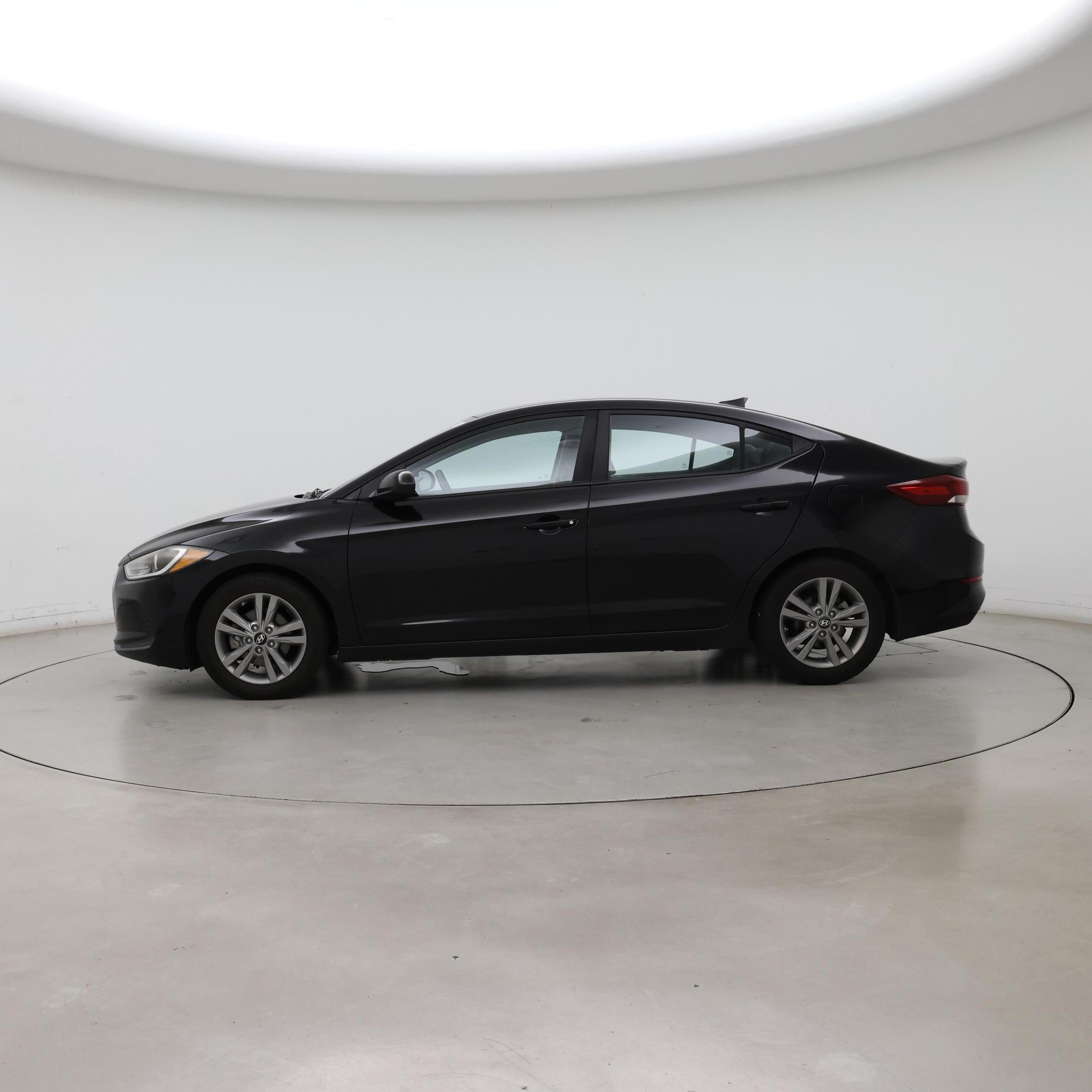 Thumbnail: 2018 Hyundai Elantra - 3