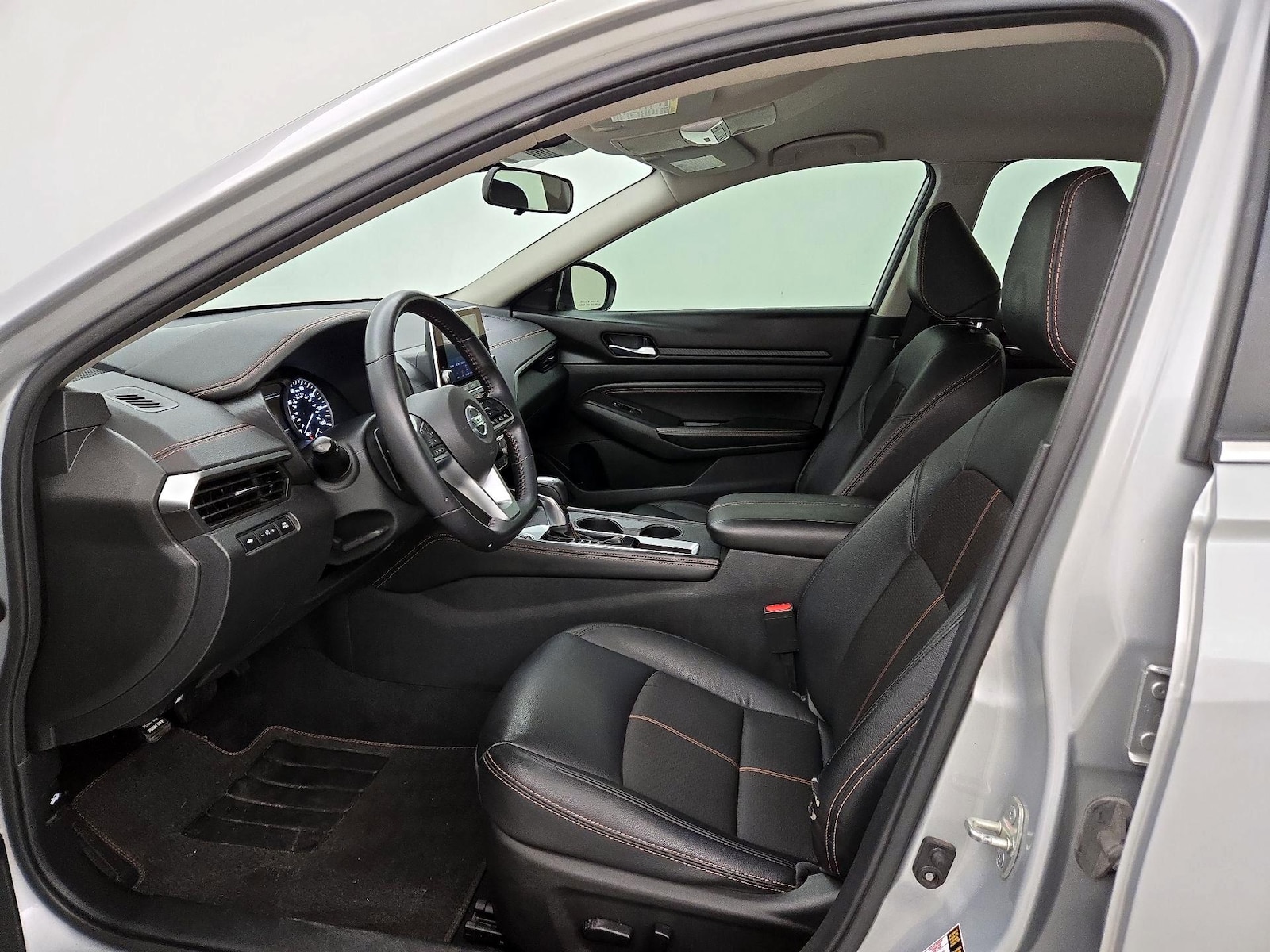 Power Seat(s) & Side Airbags