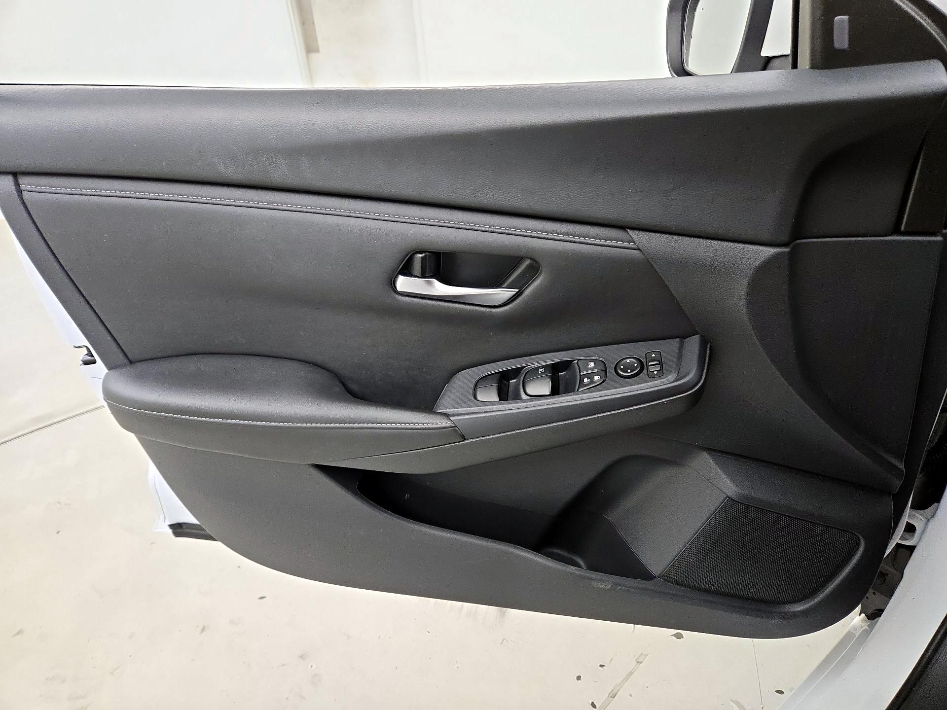 Thumbnail: 2024 Nissan Sentra - 12