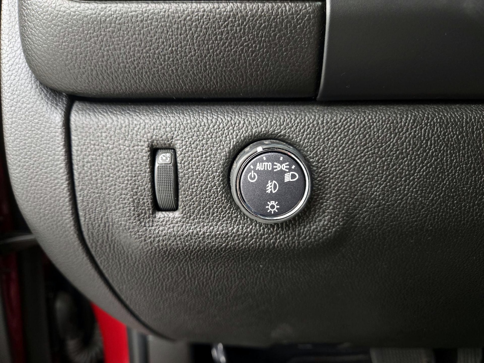 2020 GMC Canyon SLE - Photo 14