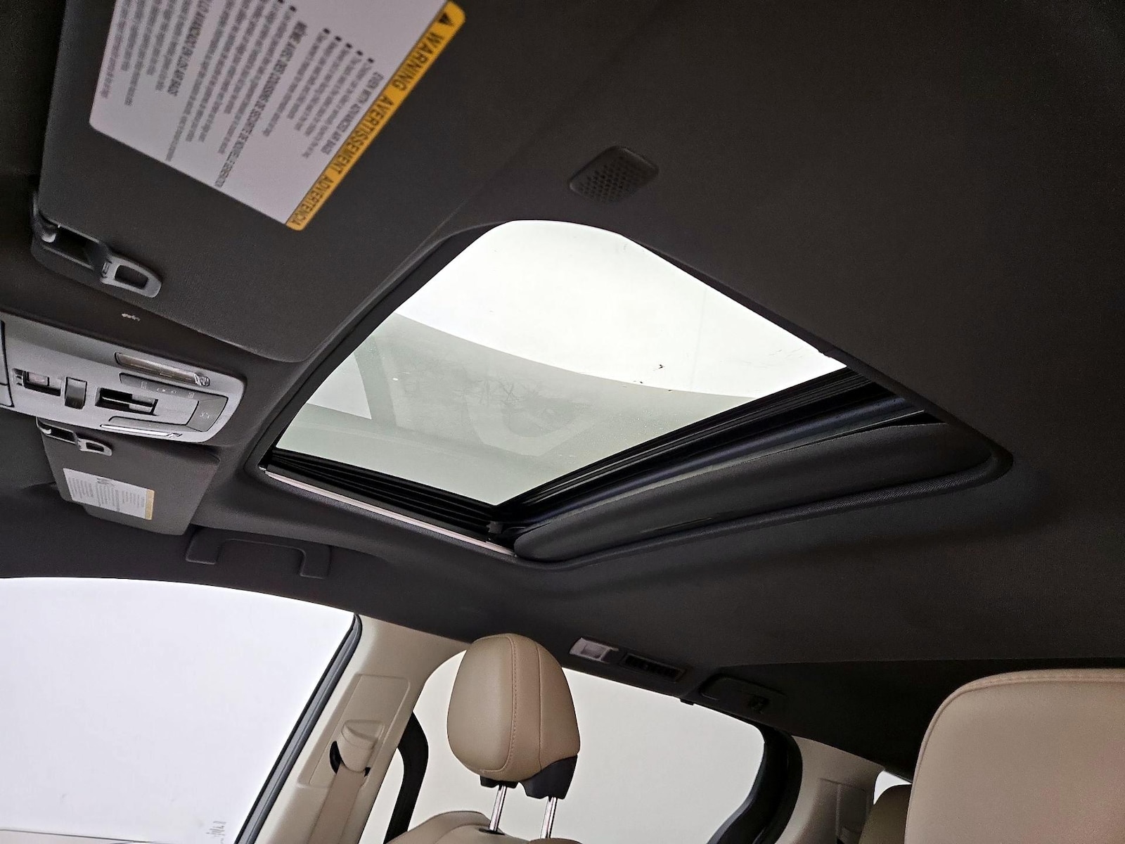 Sunroof(s) & Overhead Airbags