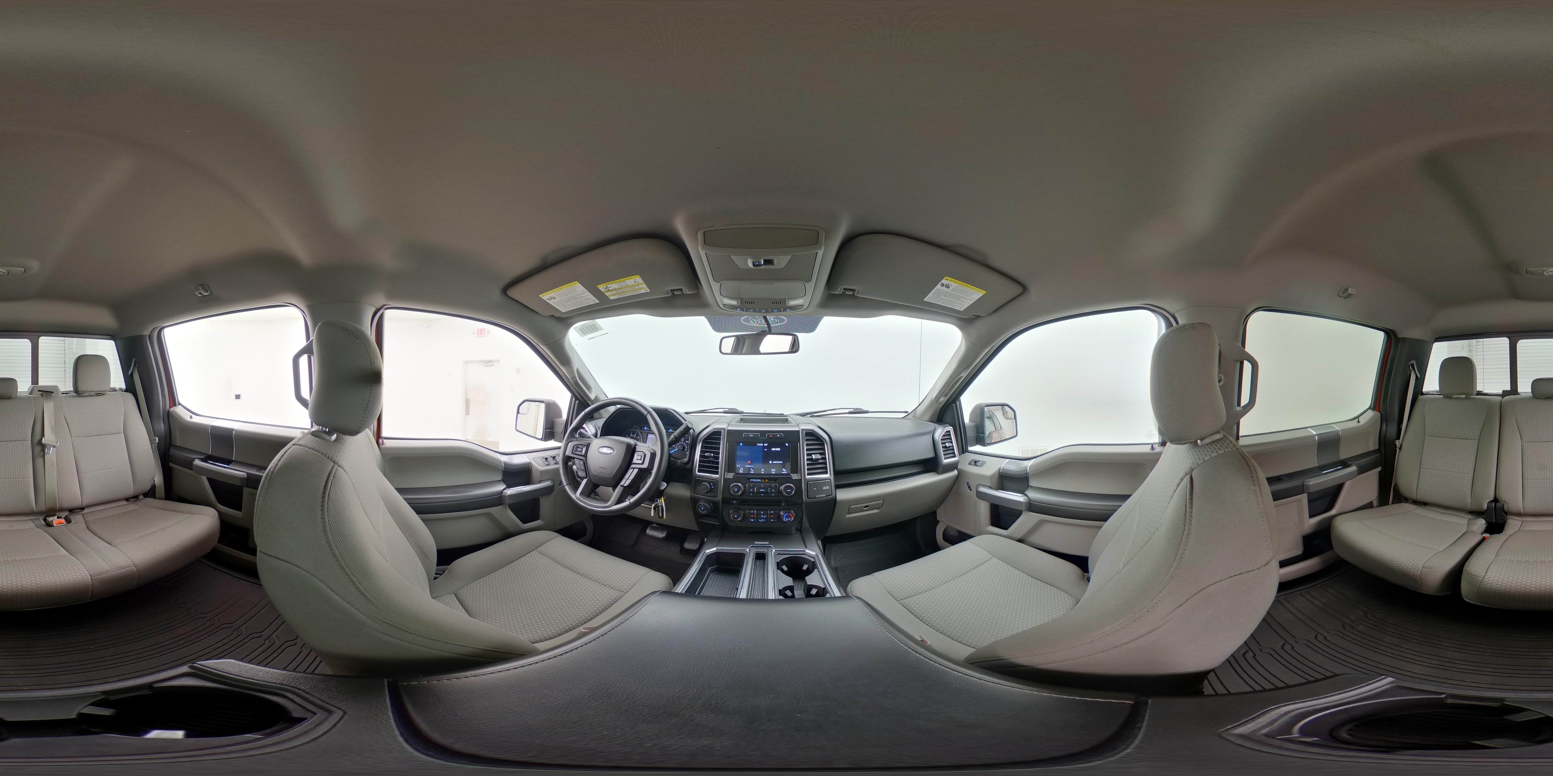 2017 Ford F-150 XLT - Photo 25