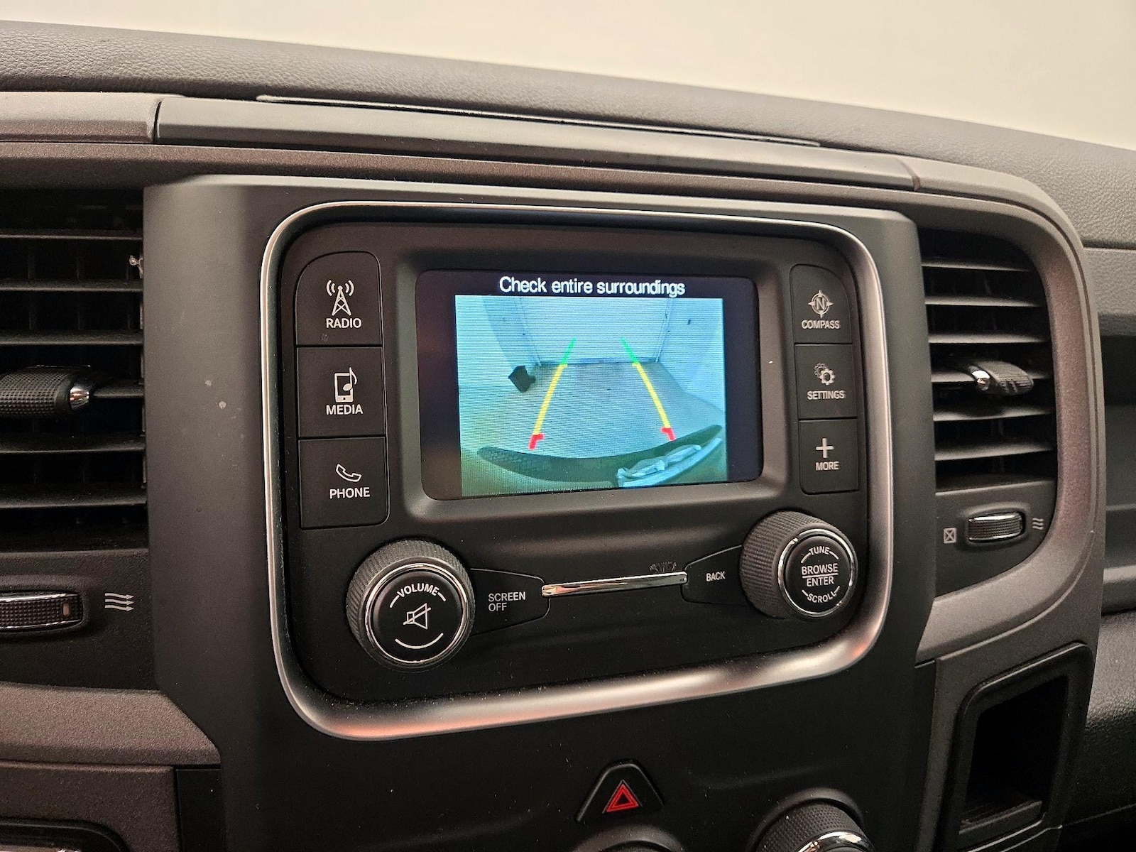 2018 RAM Ram 1500 Pickup Express - Photo 15