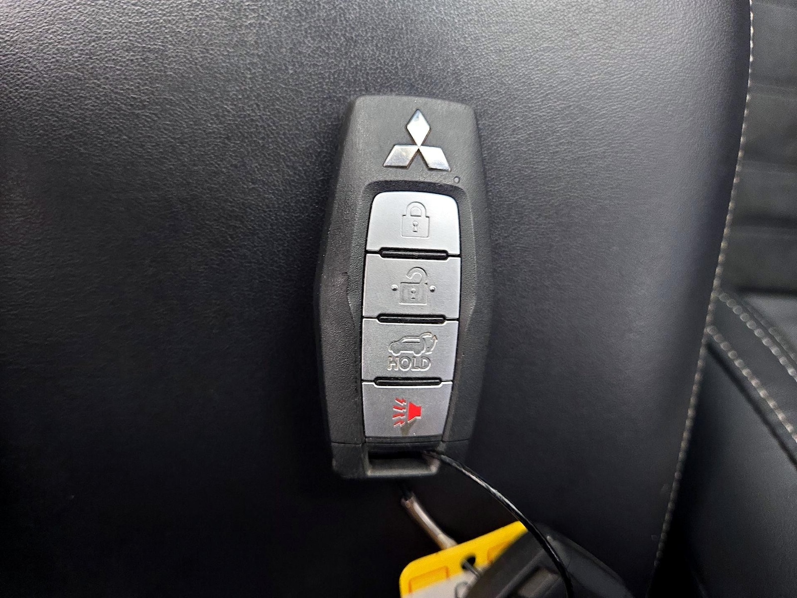 2023 Mitsubishi Outlander SE - Photo 27