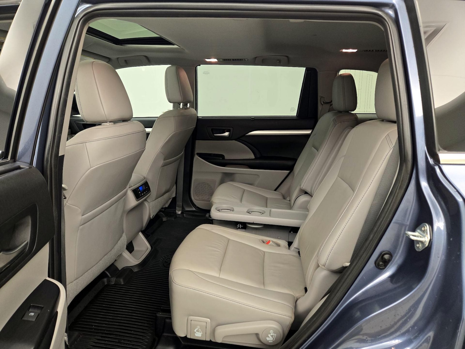 Rear Air Conditioning