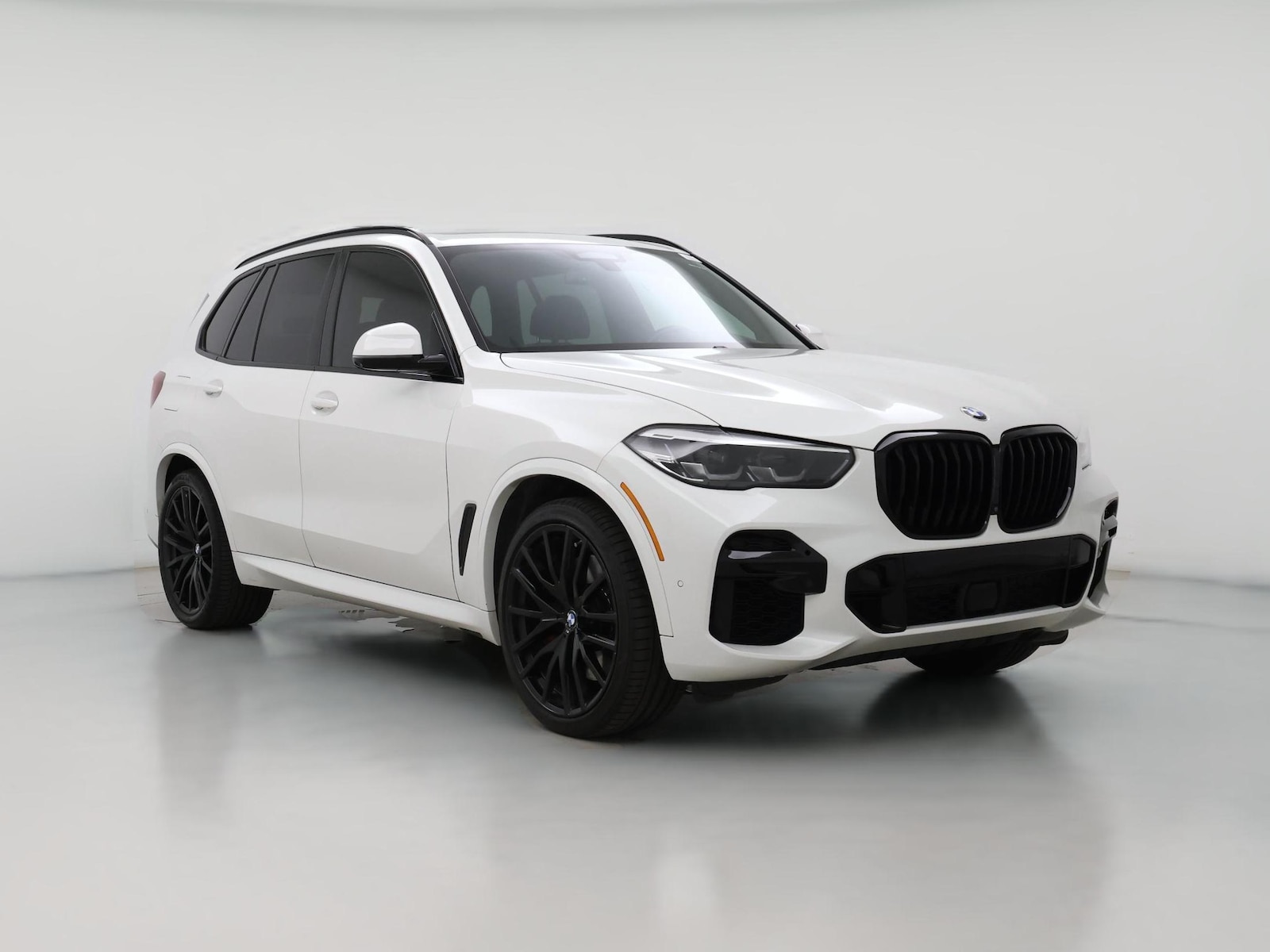 2022 BMW X5 M50i - Photo 1