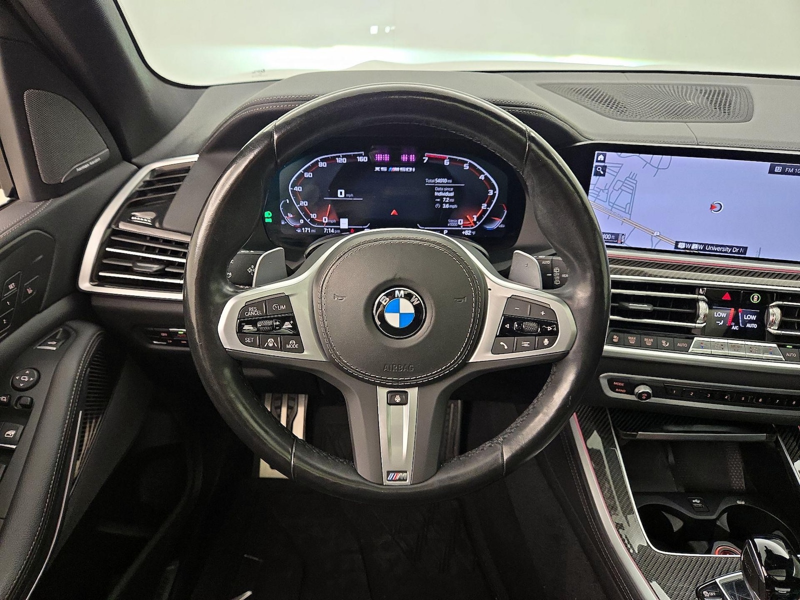 2022 BMW X5 M50i - Photo 11