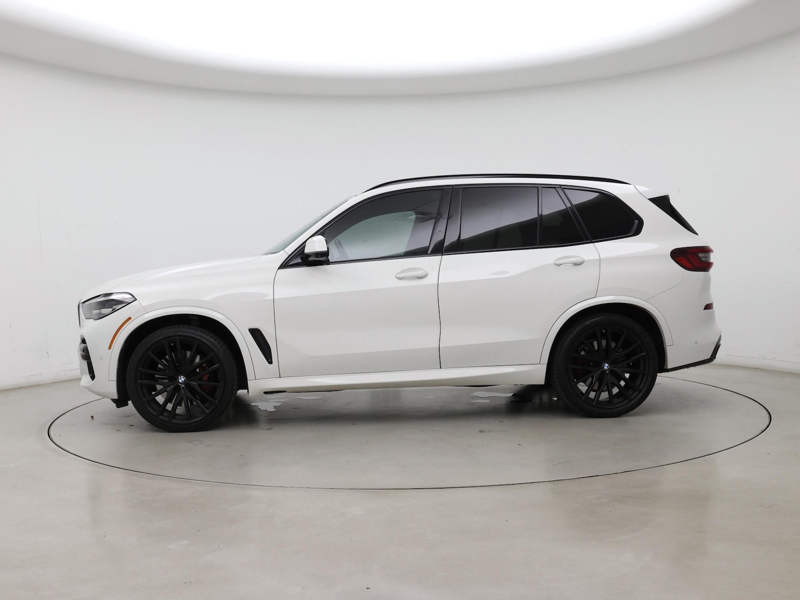 2022 BMW X5 M50i - Photo 4