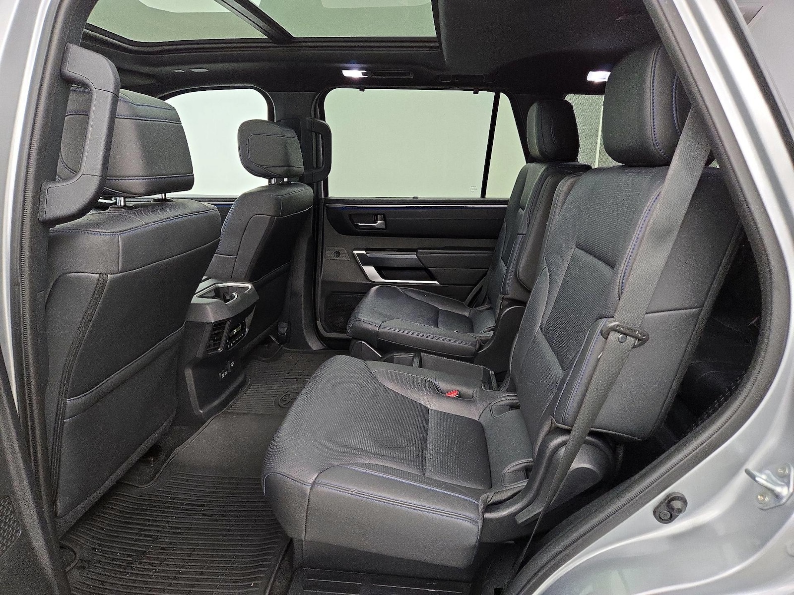 Rear Air Conditioning