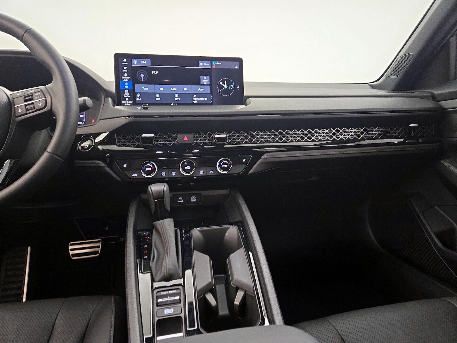 2026 Honda Accord Hybrid Sport-L - Photo 10