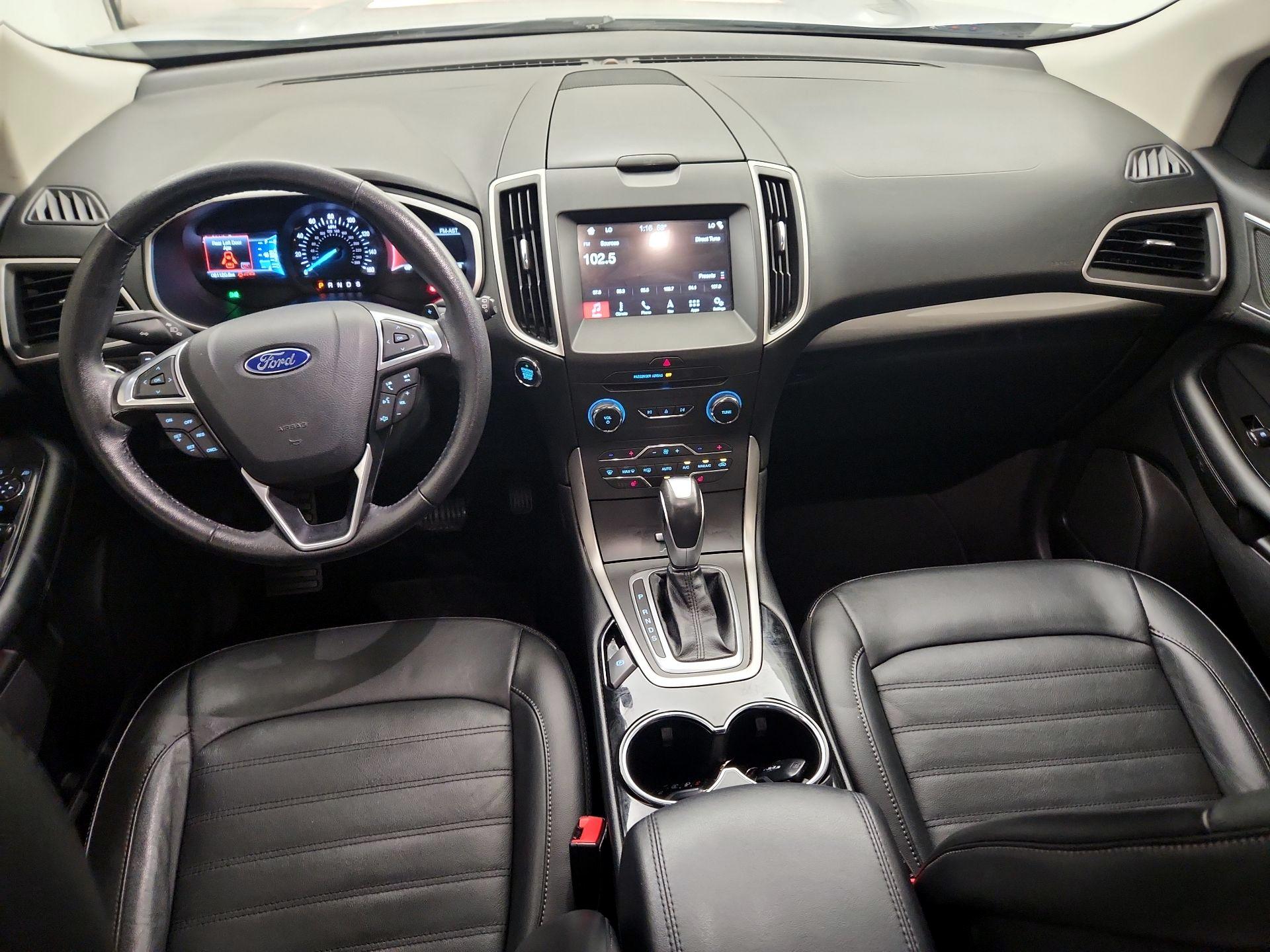 Thumbnail: 2016 Ford Edge - 9