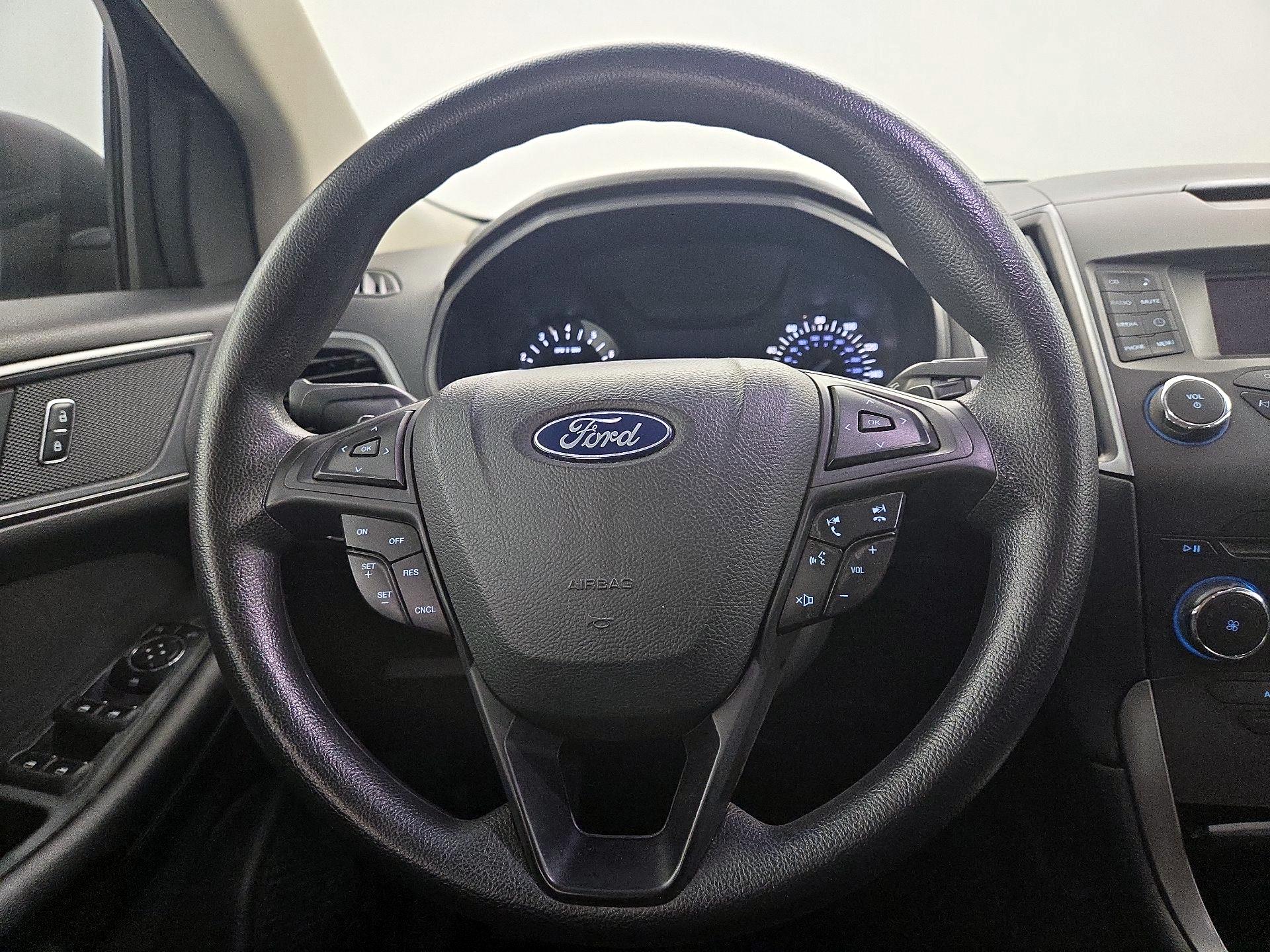 Thumbnail: 2018 Ford Edge - 10