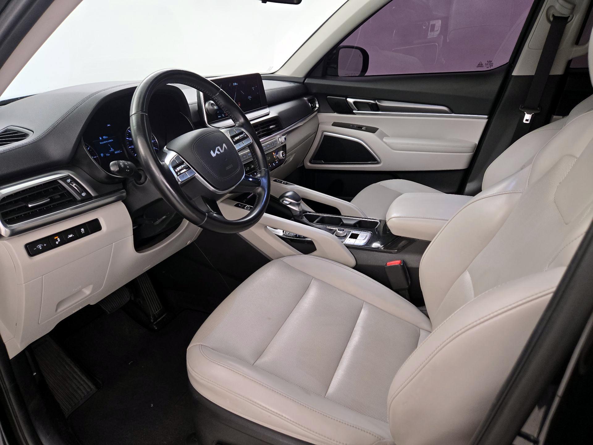 Thumbnail: 2022 Kia Telluride - 11