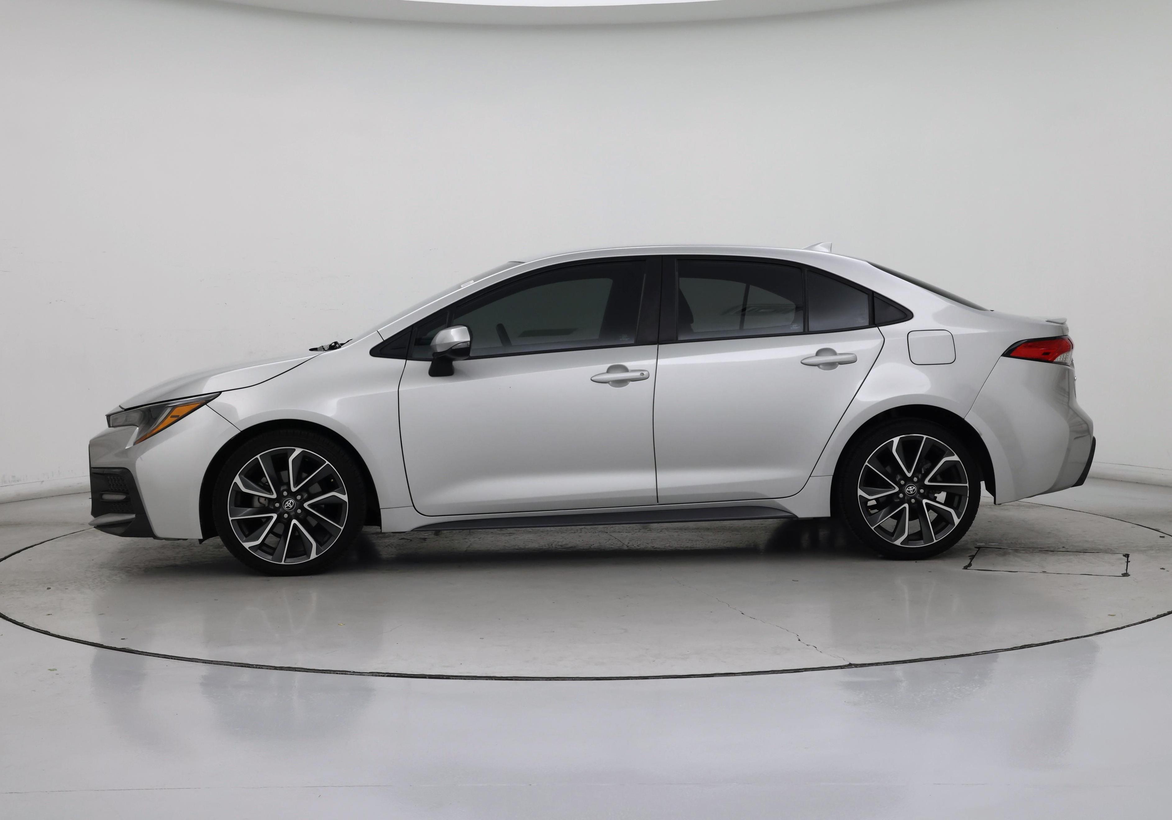Thumbnail: 2021 Toyota Corolla - 3