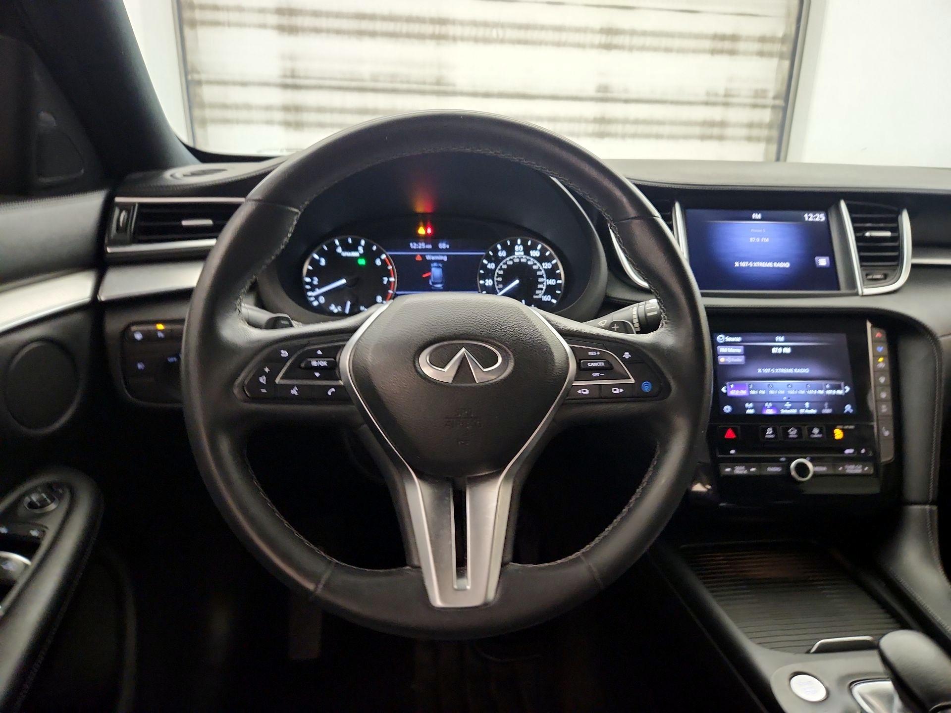 Thumbnail: 2021 INFINITI QX50 - 10