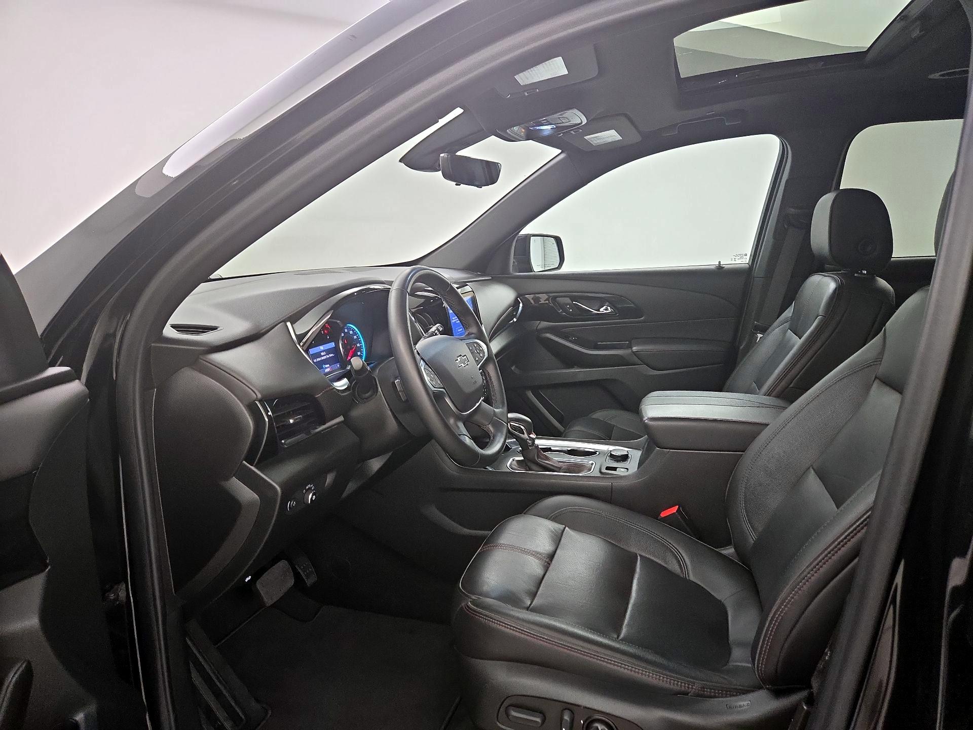 Thumbnail: 2023 Chevrolet Traverse - 11