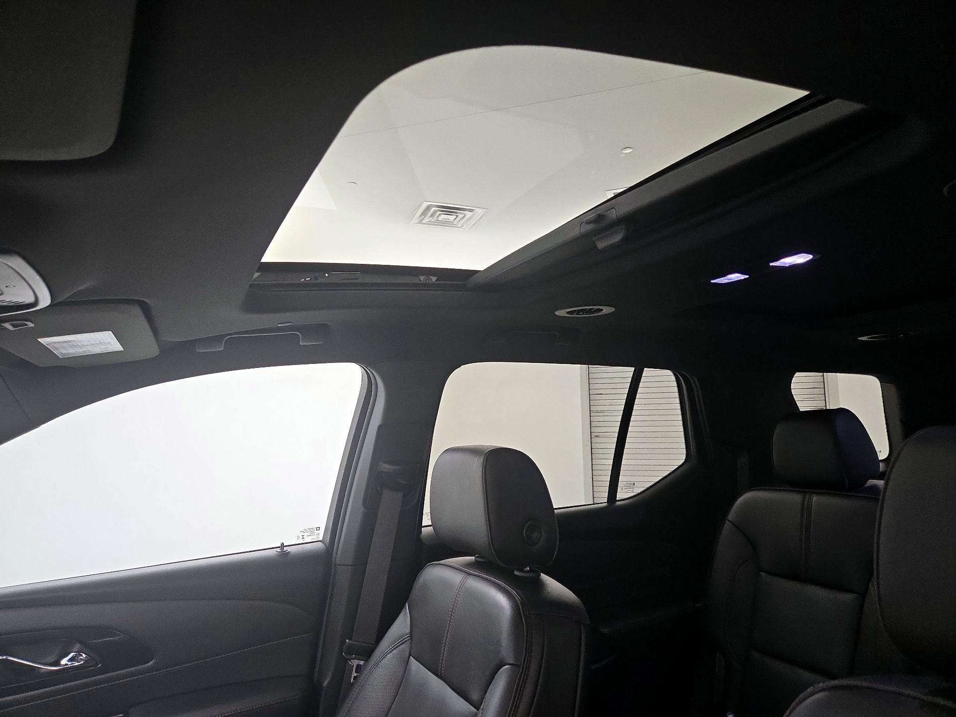 Thumbnail: 2023 Chevrolet Traverse - 20