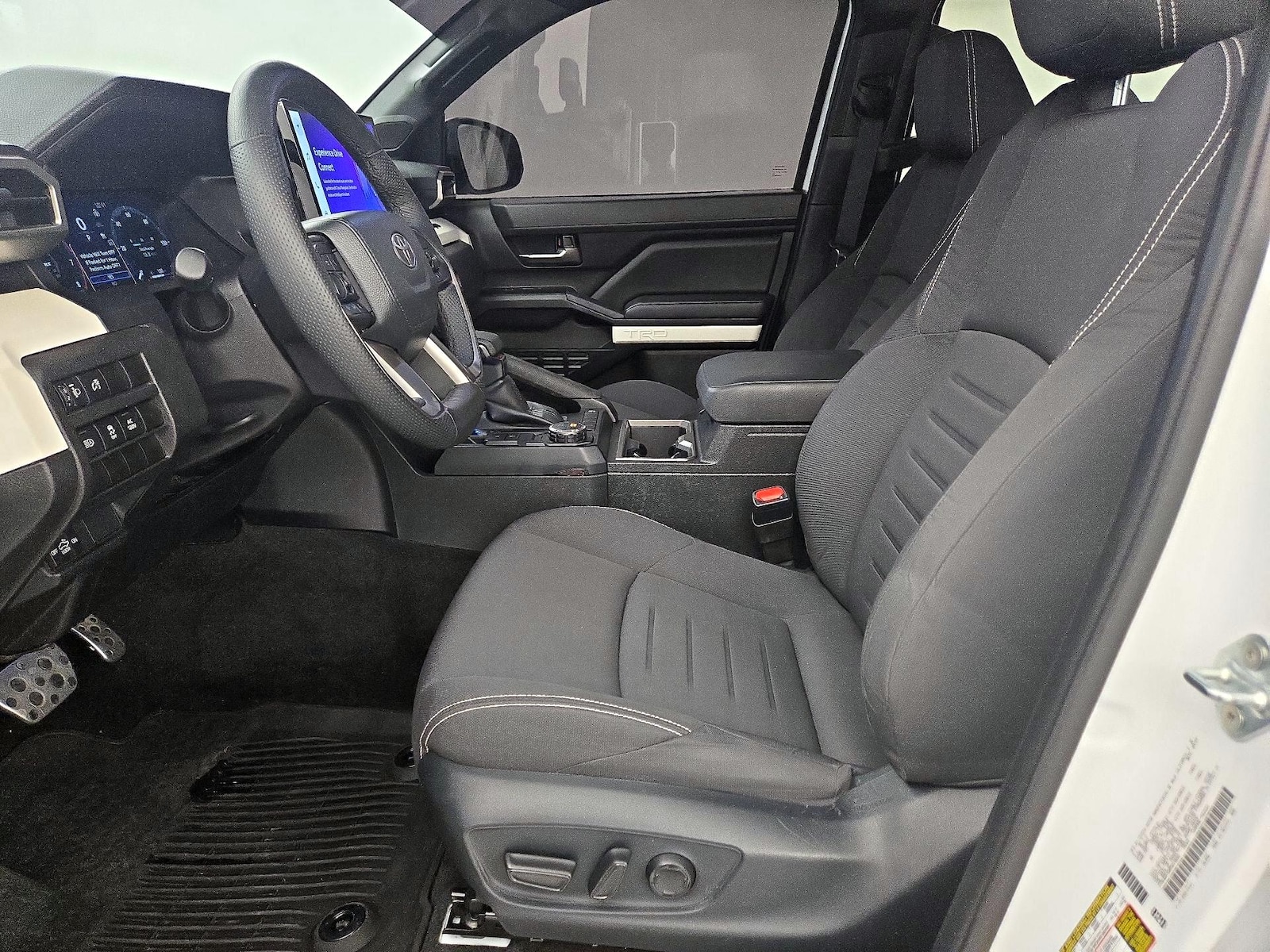 2024 Toyota Tacoma TRD Sport - Photo 12