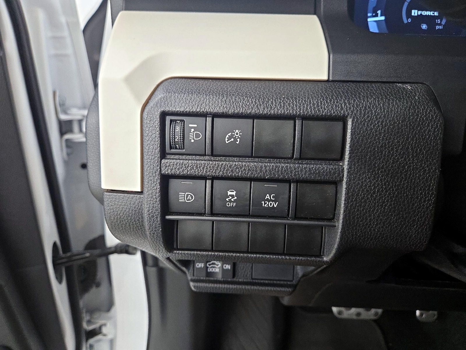 2024 Toyota Tacoma TRD Sport - Photo 14