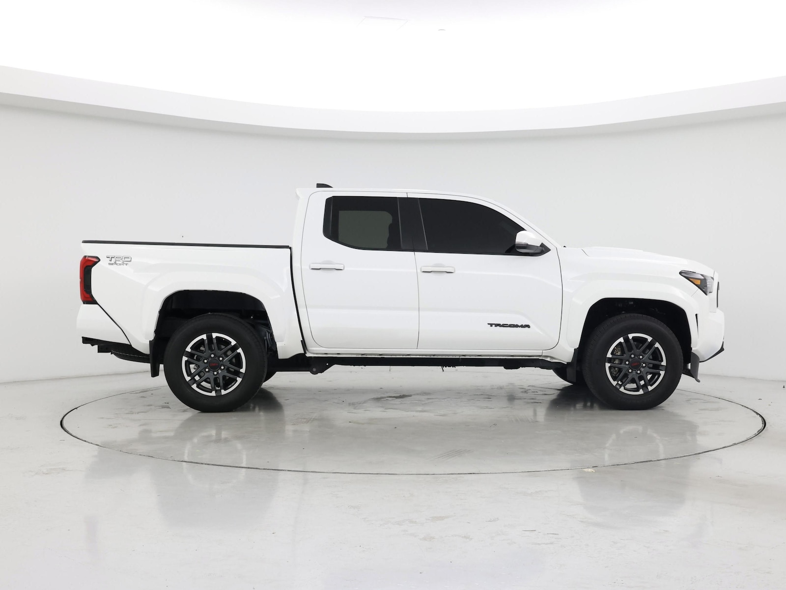 2024 Toyota Tacoma TRD Sport - Photo 8
