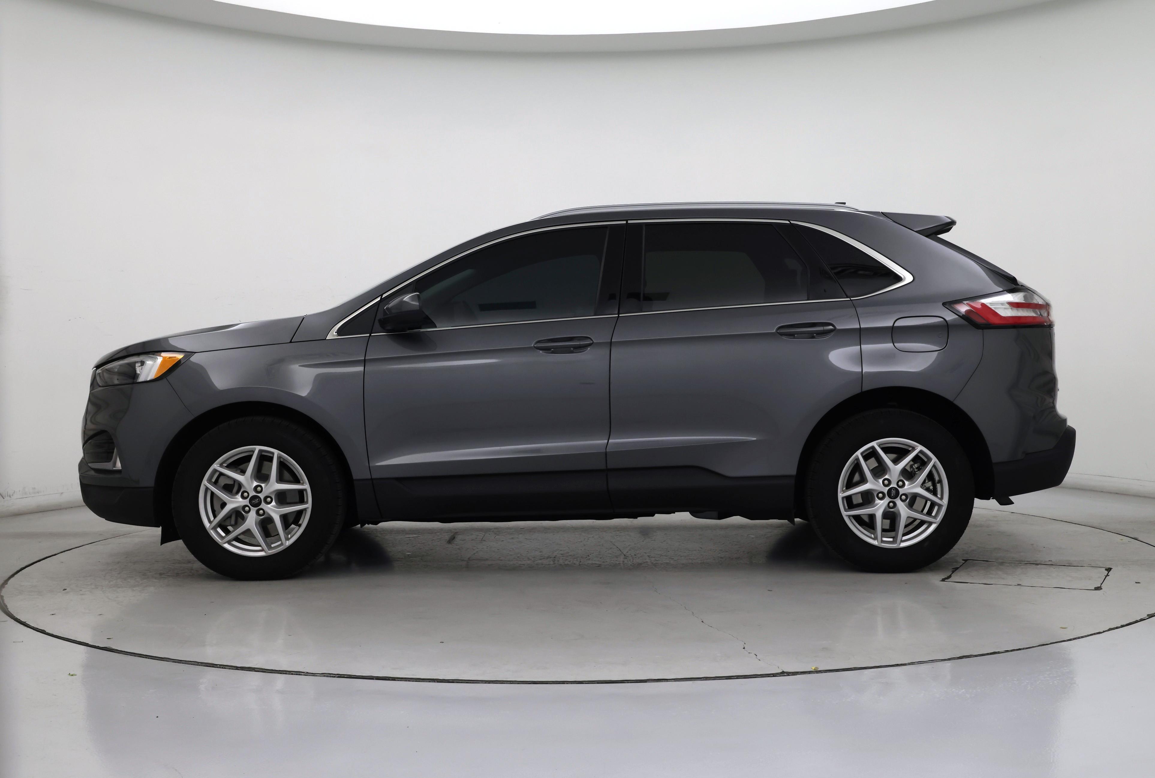 Thumbnail: 2024 Ford Edge - 3