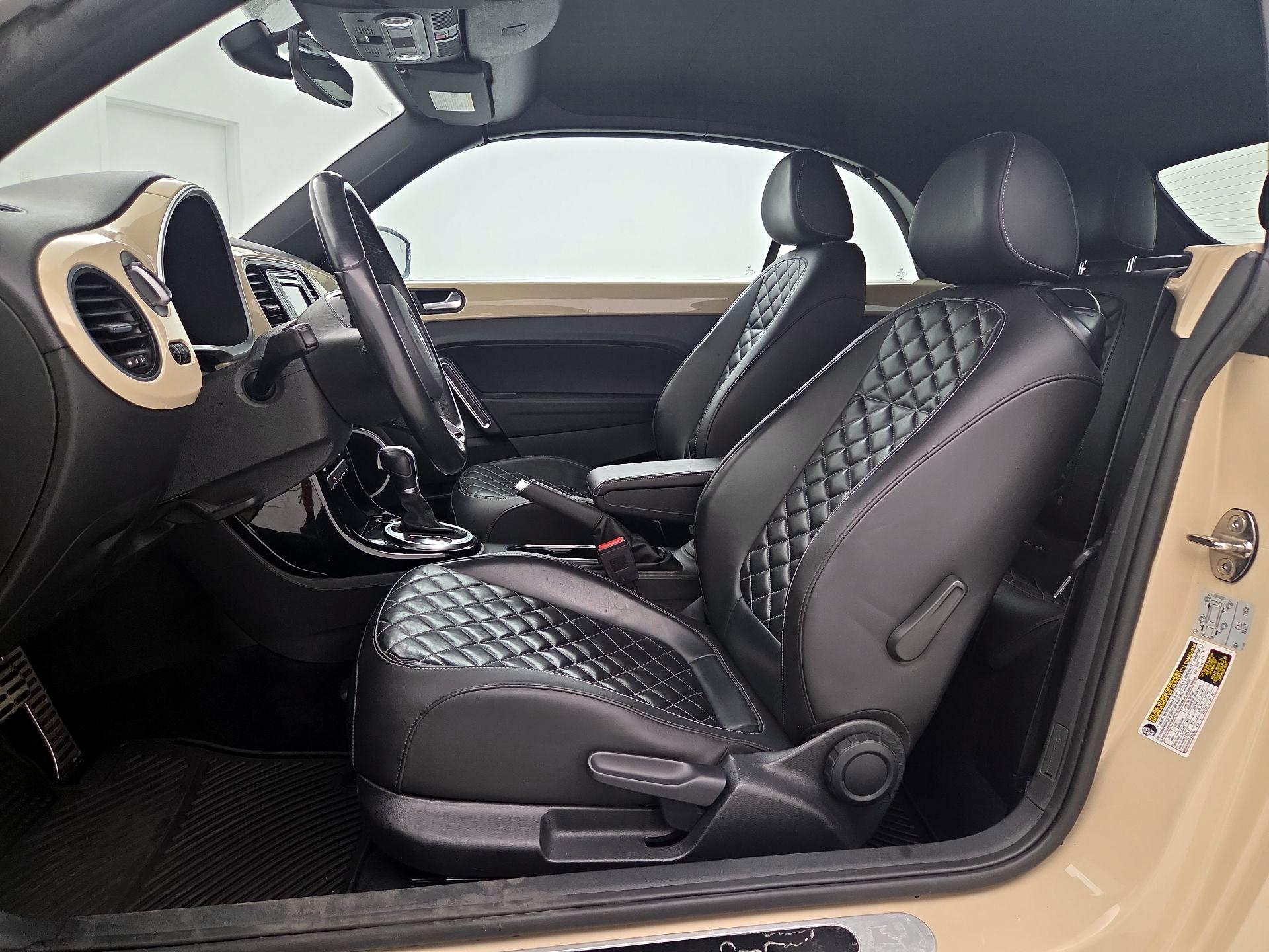 Thumbnail: 2019 Volkswagen Beetle - 11