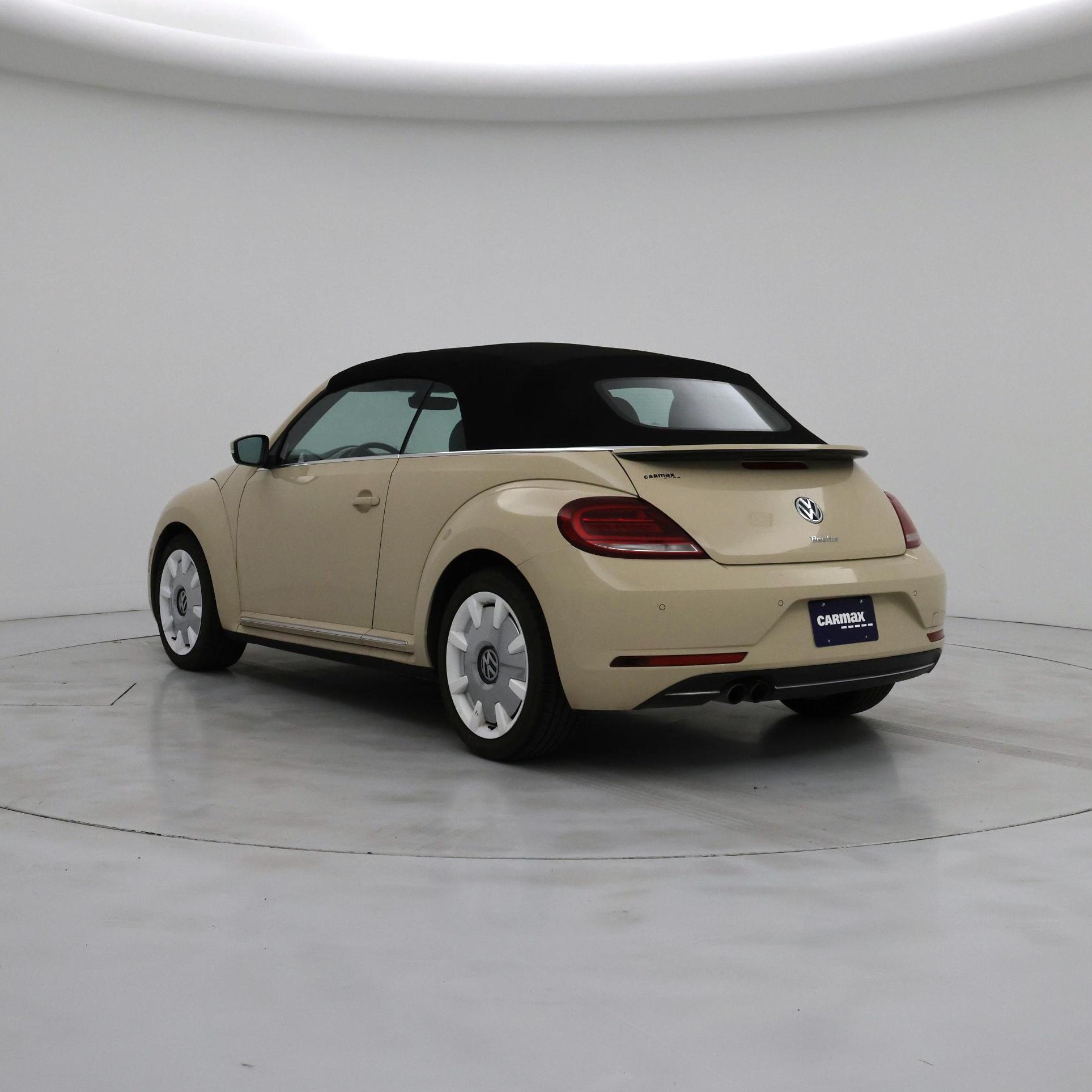 Thumbnail: 2019 Volkswagen Beetle - 2