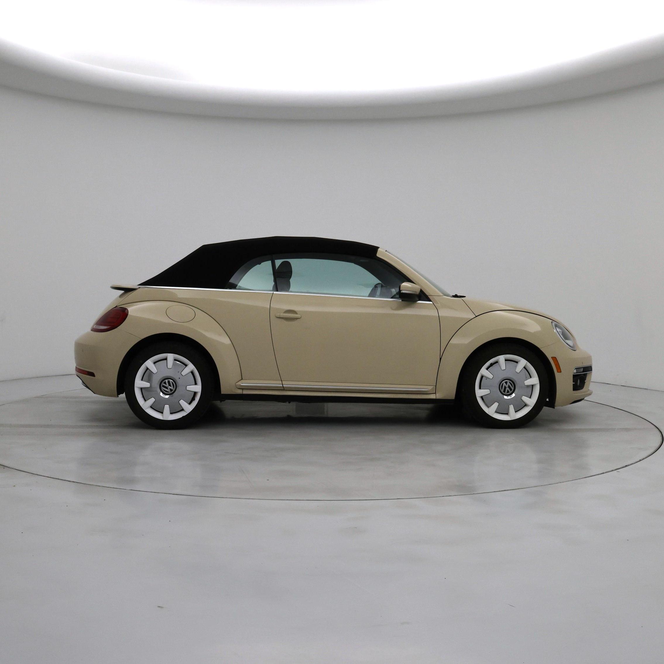 Thumbnail: 2019 Volkswagen Beetle - 7